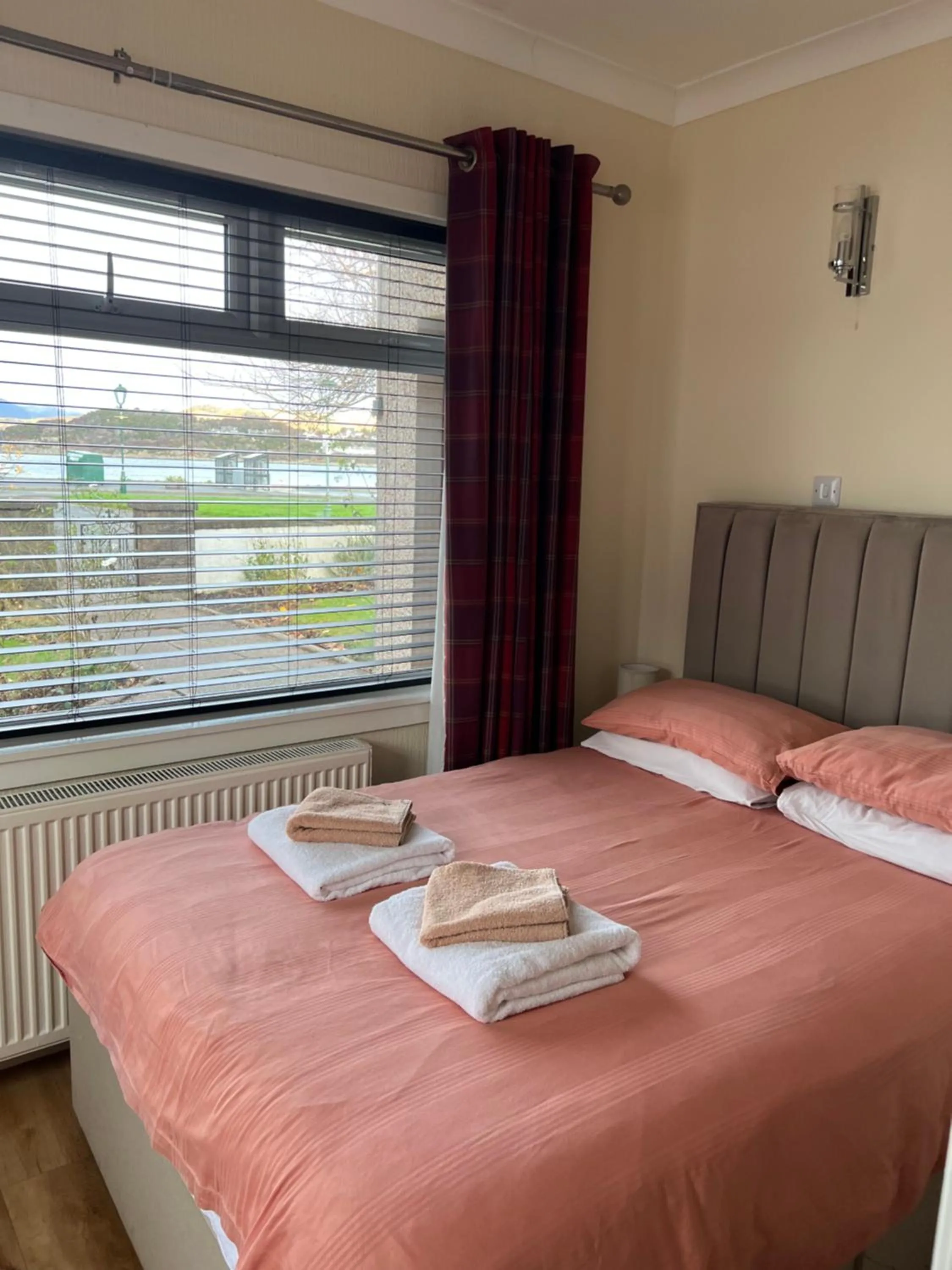 Bed in Glenarroch & Witchwood