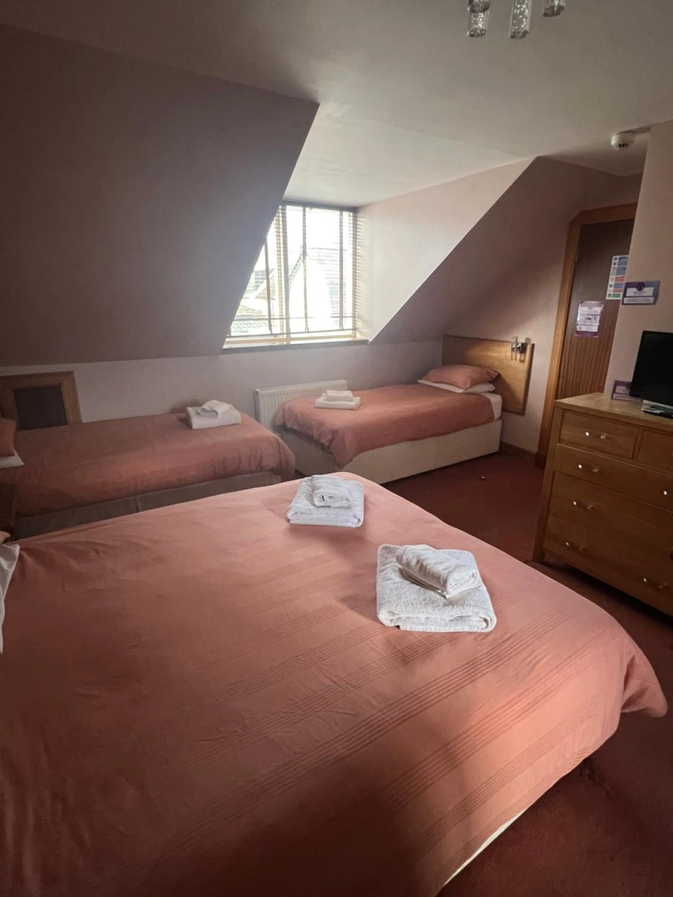 Bed in Glenarroch & Witchwood