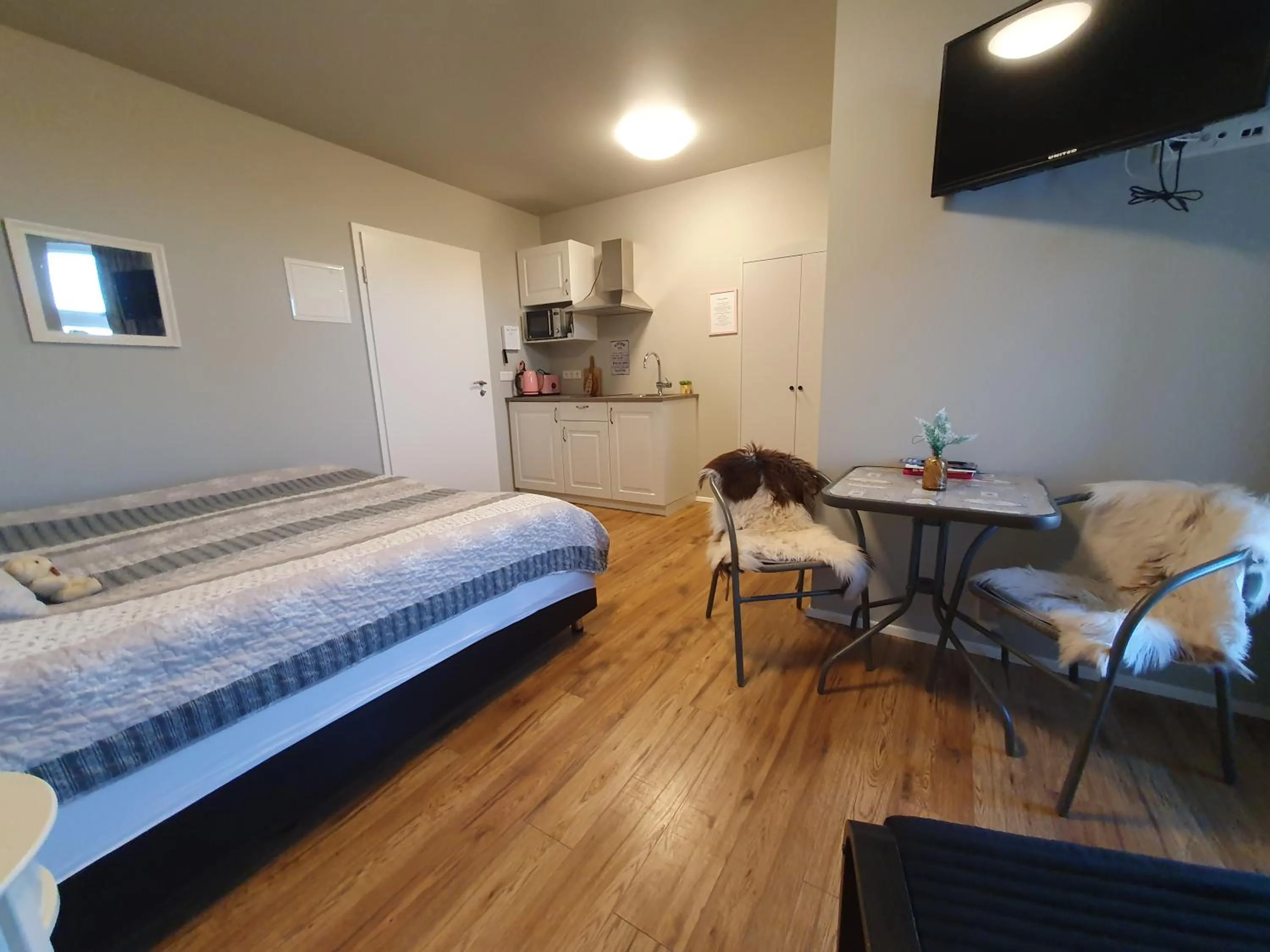 Photo of the whole room, Bed in Skálatjörn Guesthouse