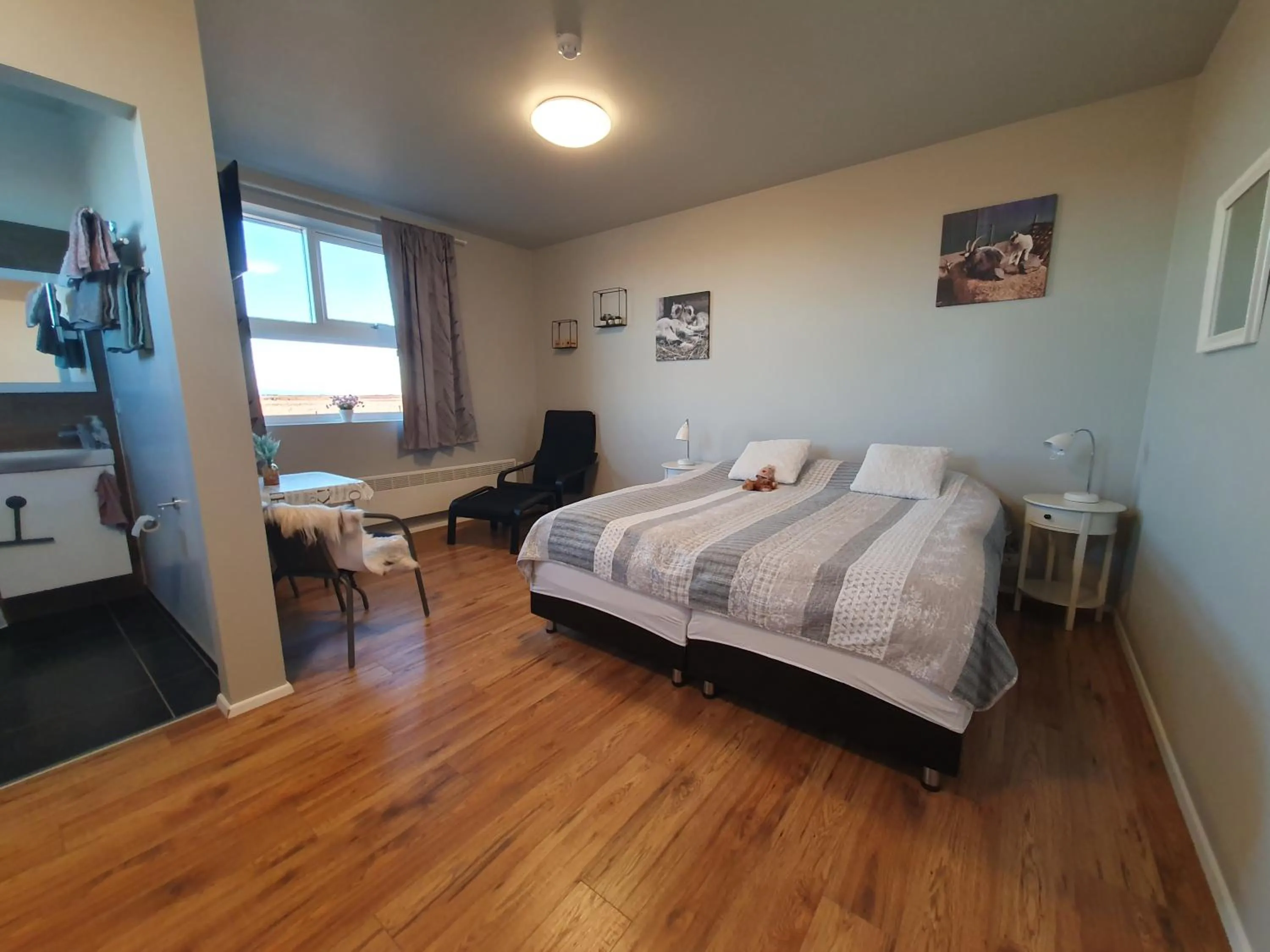Photo of the whole room, Bed in Skálatjörn Guesthouse
