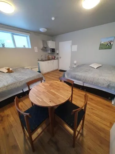 Skálatjörn Guesthouse