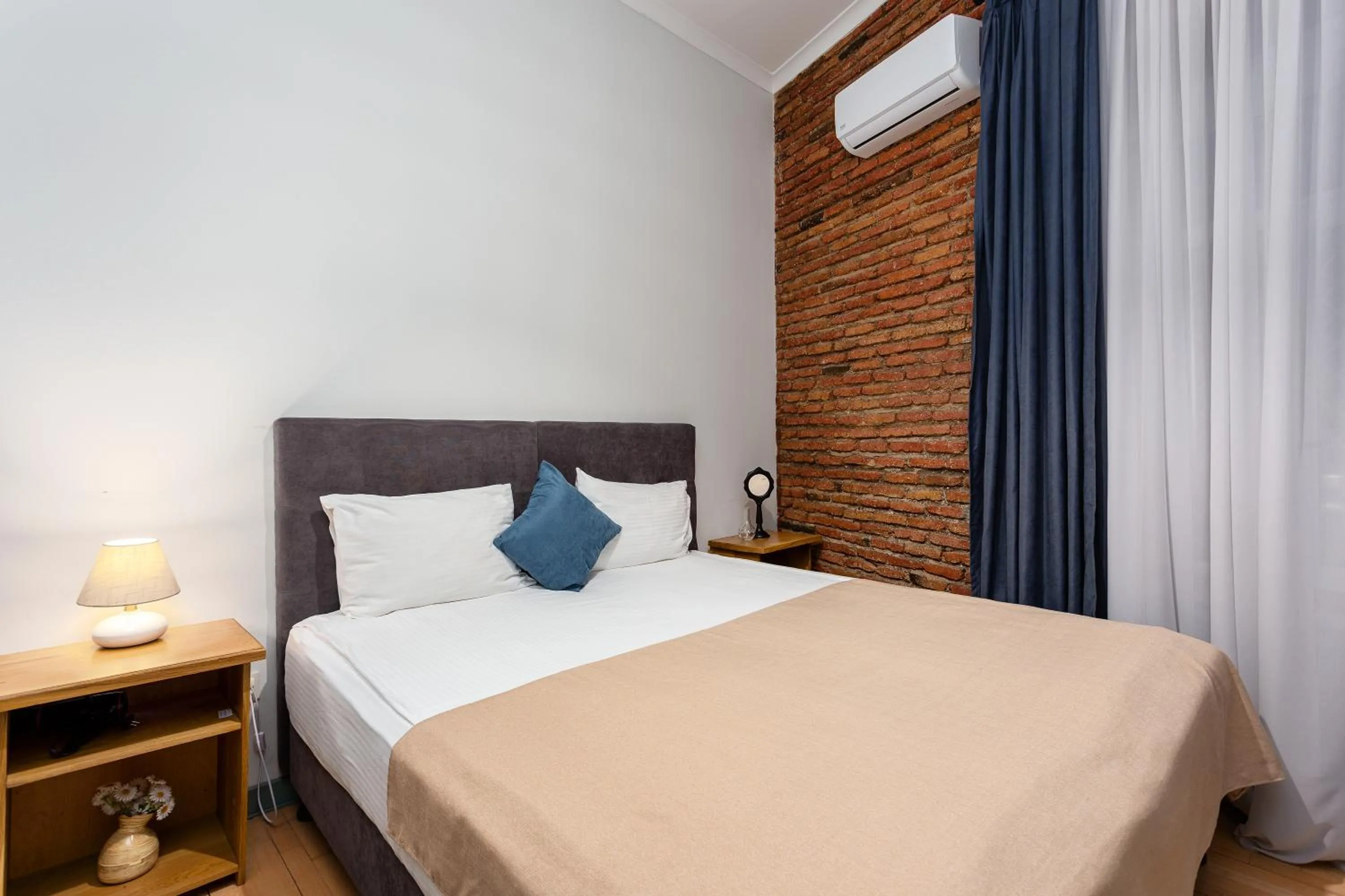 Bed in Ethnograph Hotel old Tbilisi