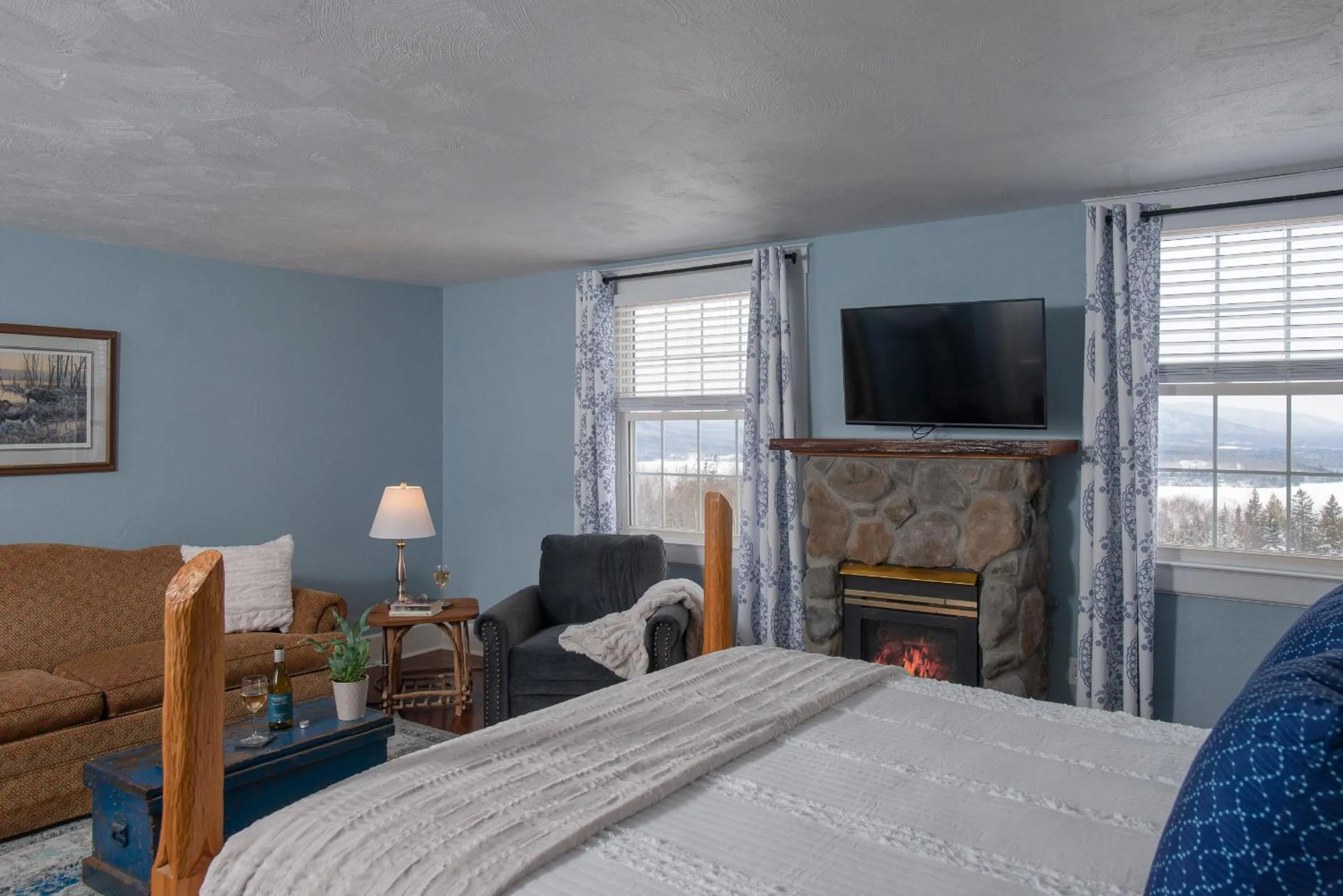 Bed in The Lodge at Moosehead Lake