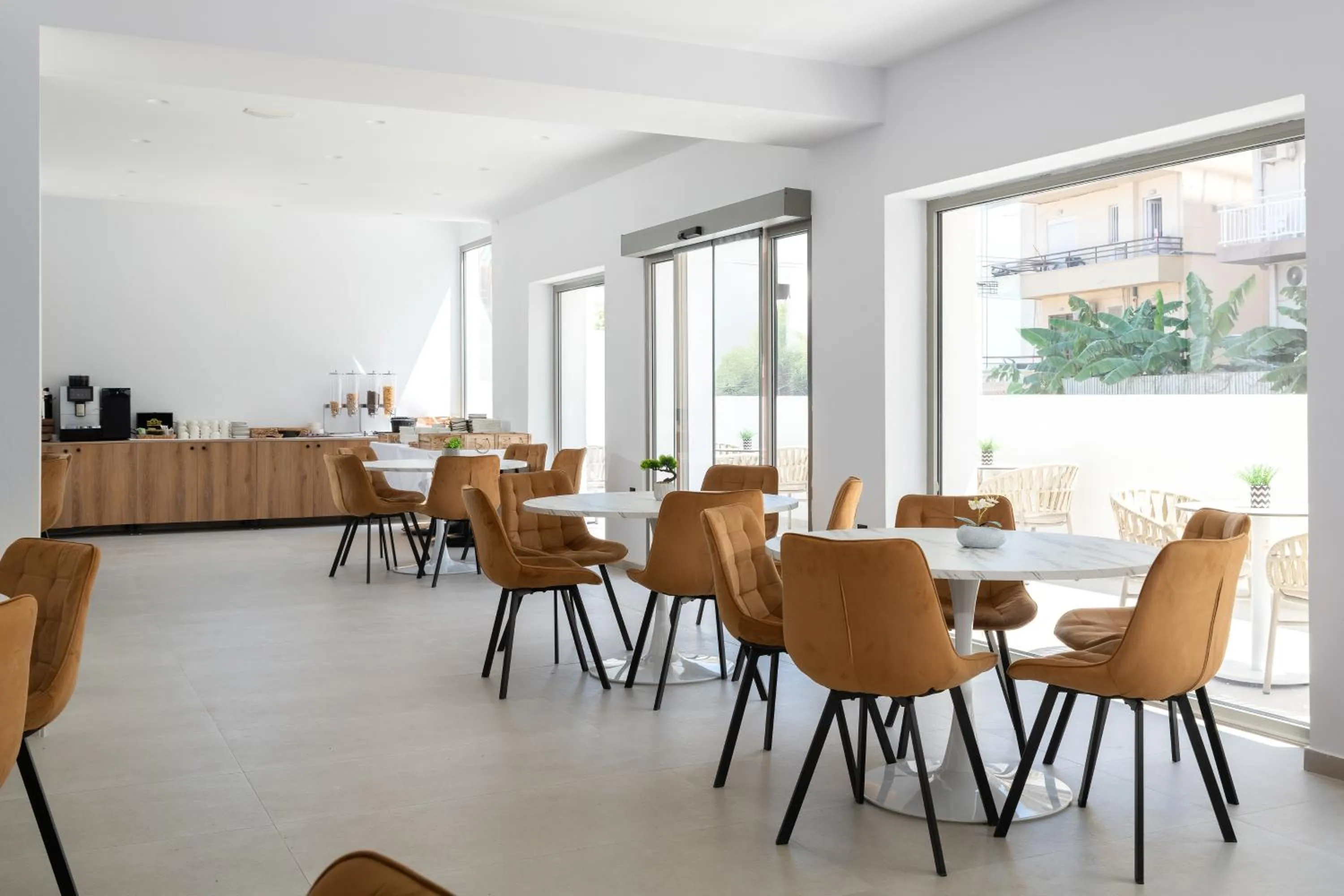 Rodos White