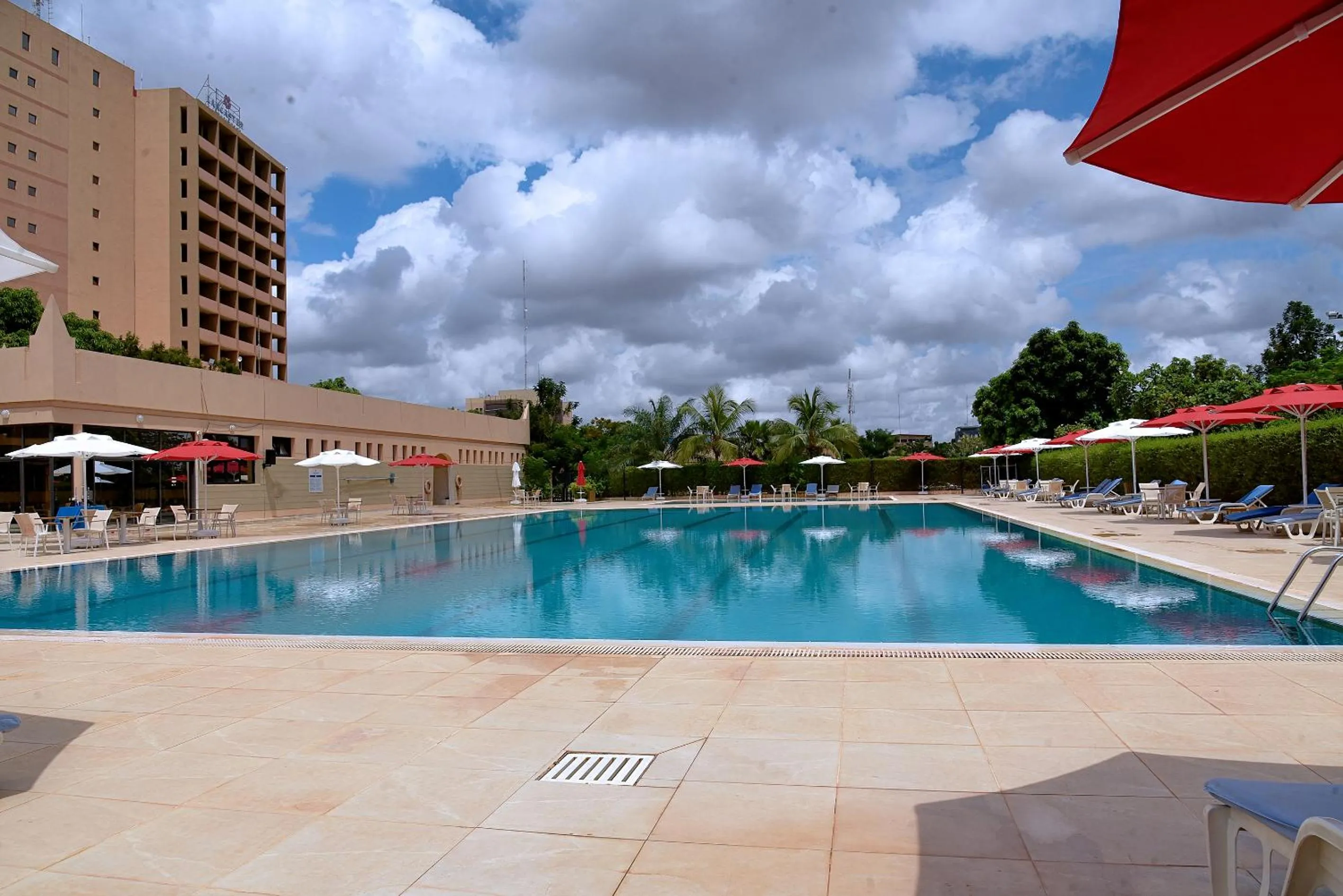 Swimming pool in Lancaster Ouaga 2000