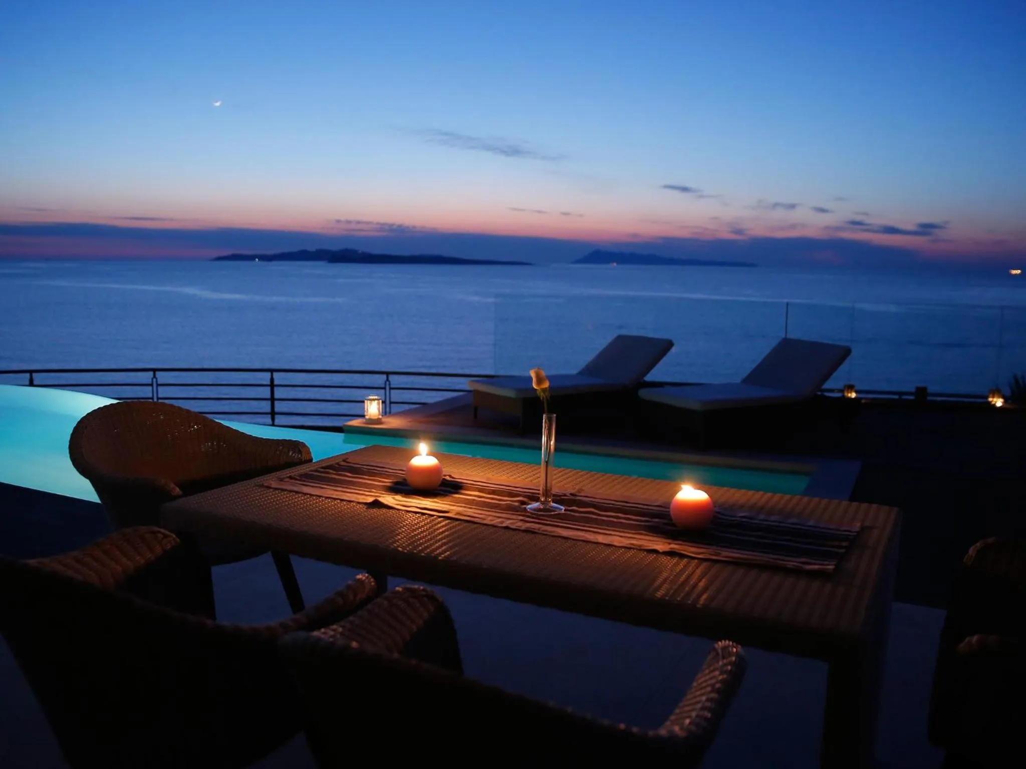 Patio in Pictures Suites