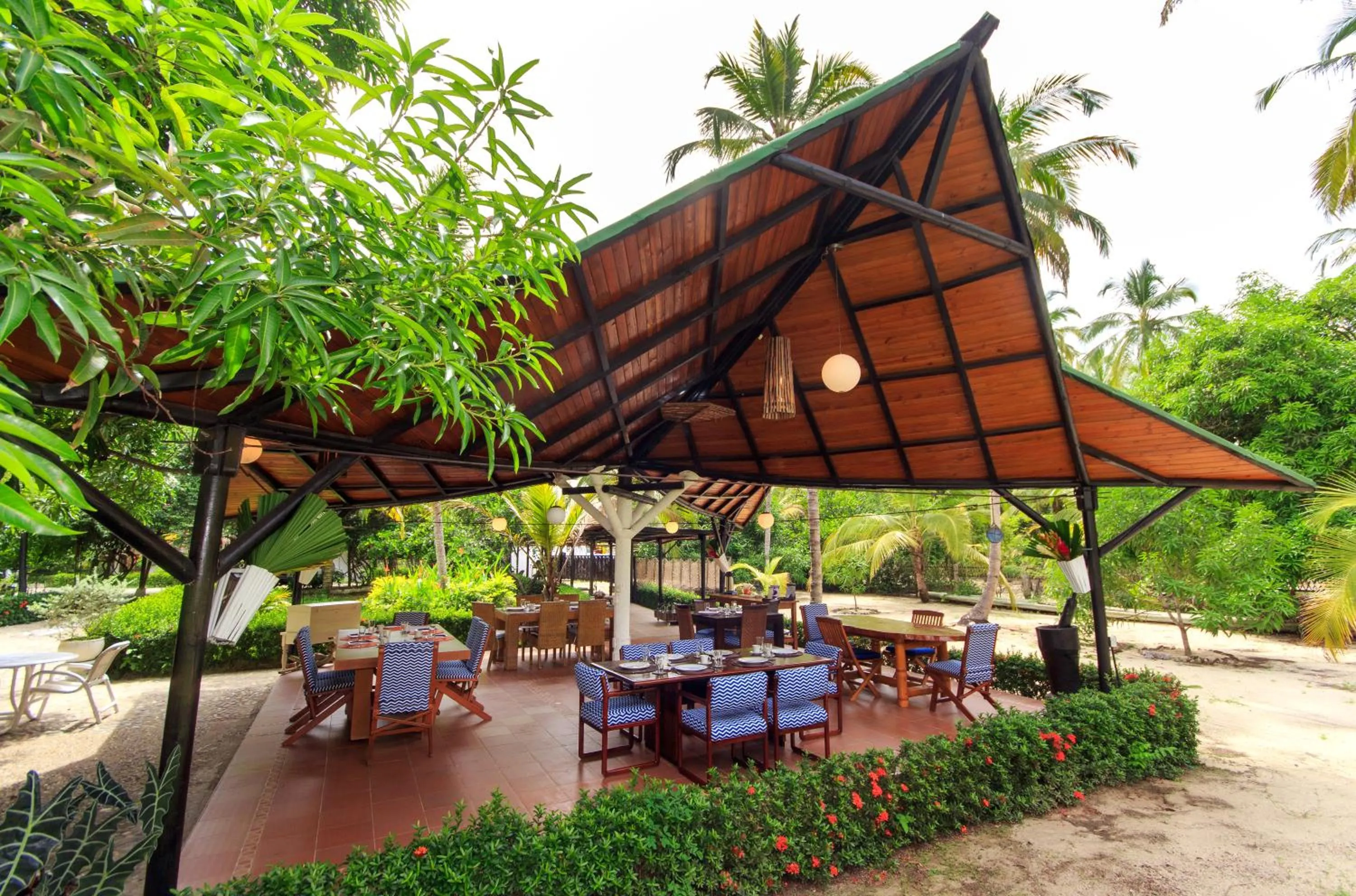 Restaurant/places to eat in La Mar de Bien Tayrona