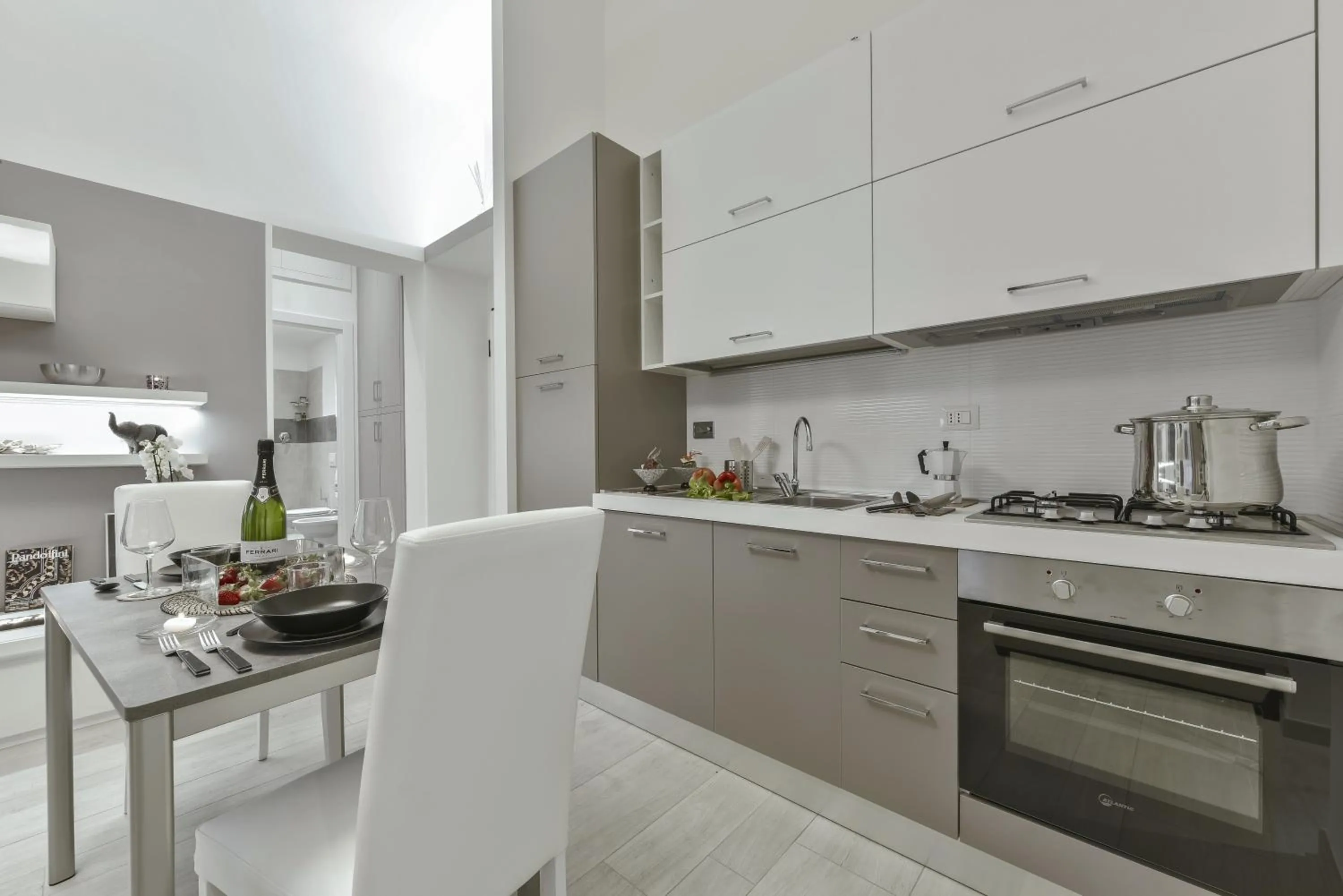Kitchen or kitchenette in Accademia Apartment
