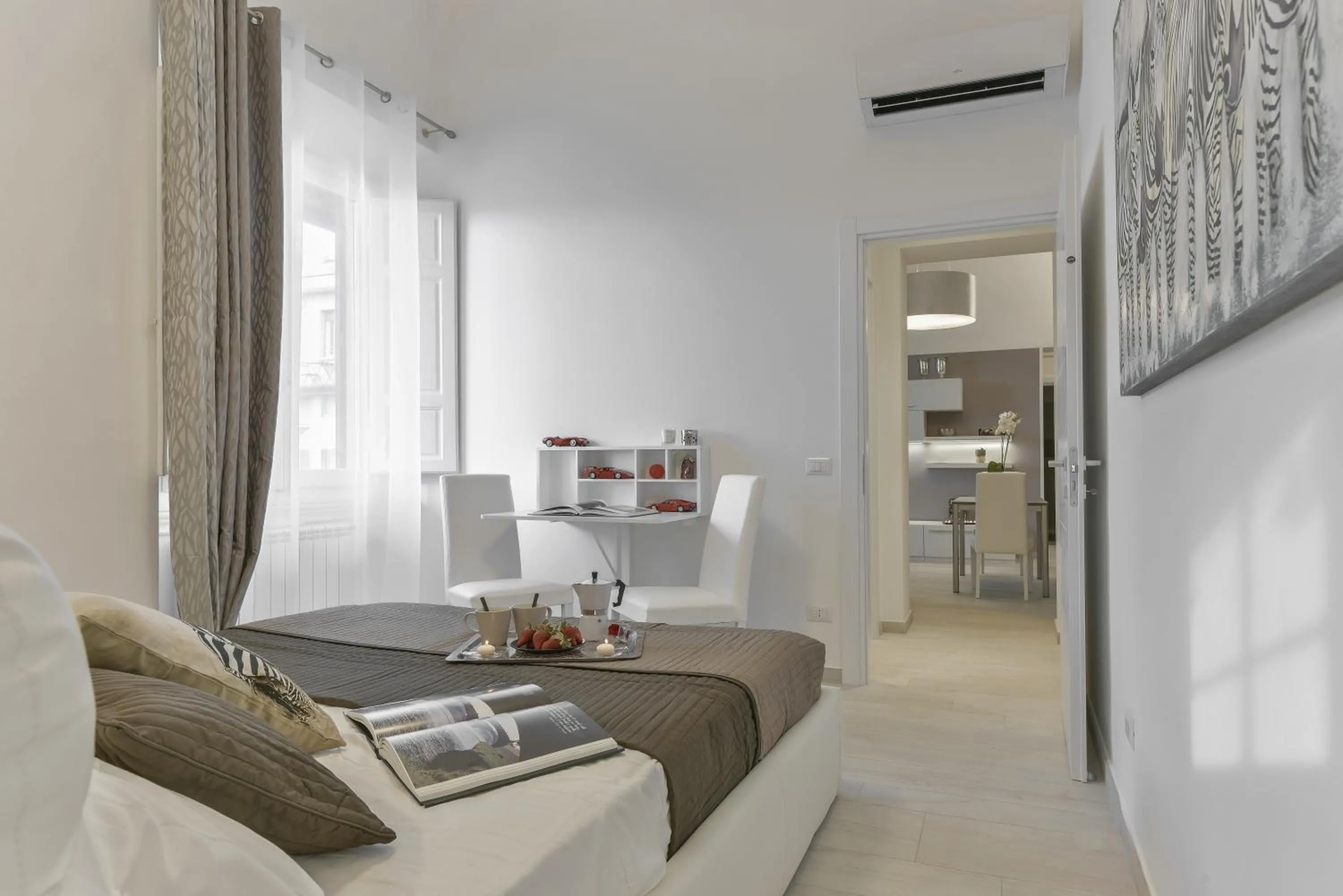 Photo of the whole room, Bed in Accademia Apartment