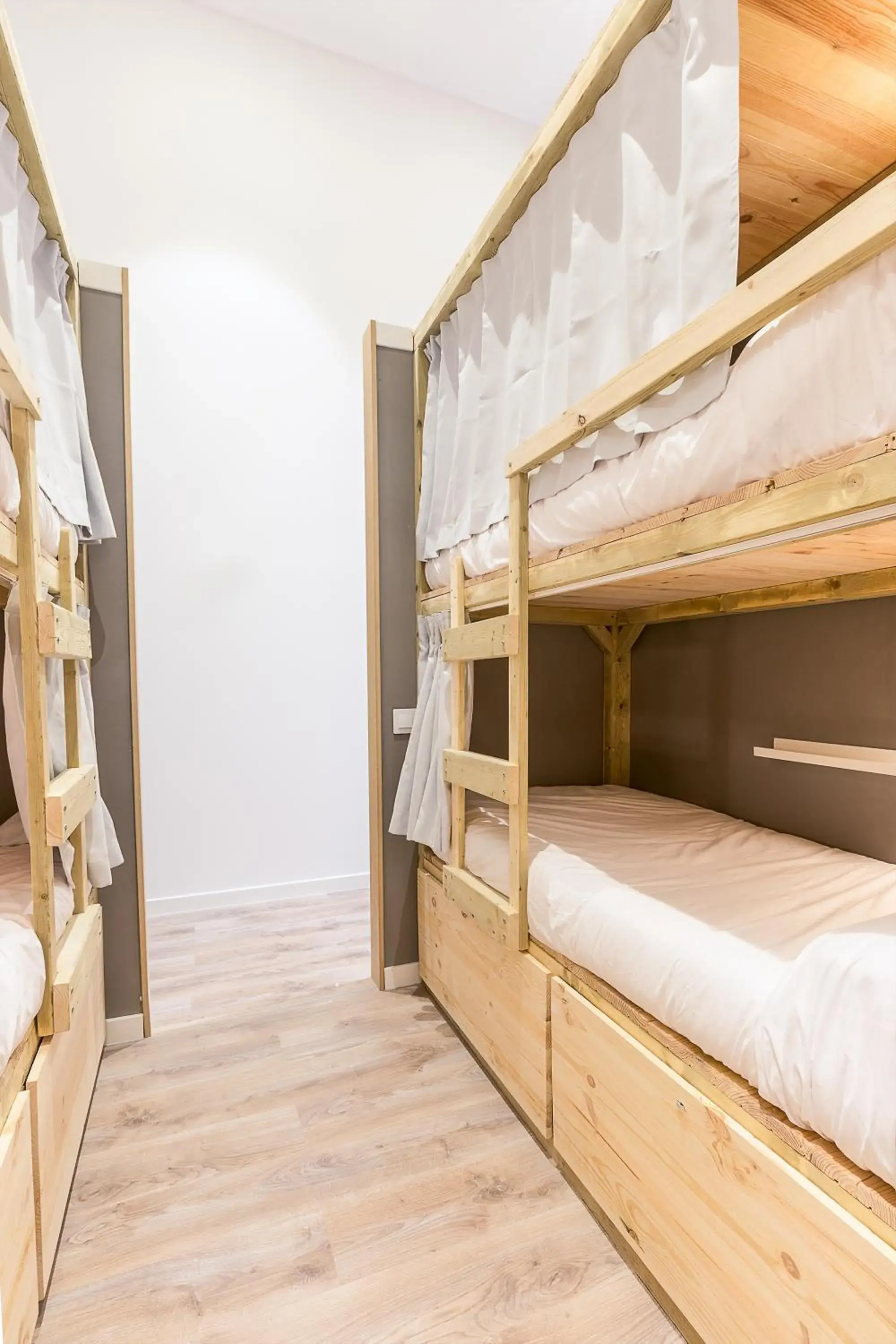 Photo of the whole room, Bed in Ant Hostel Barcelona Photo of the whole room, Bed in Ant Hostel Barcelona