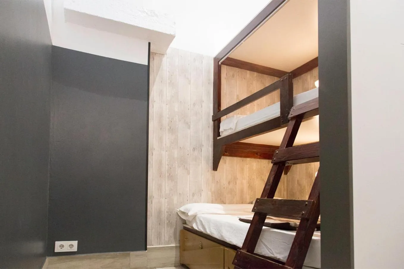 Bed in Ant Hostel Barcelona