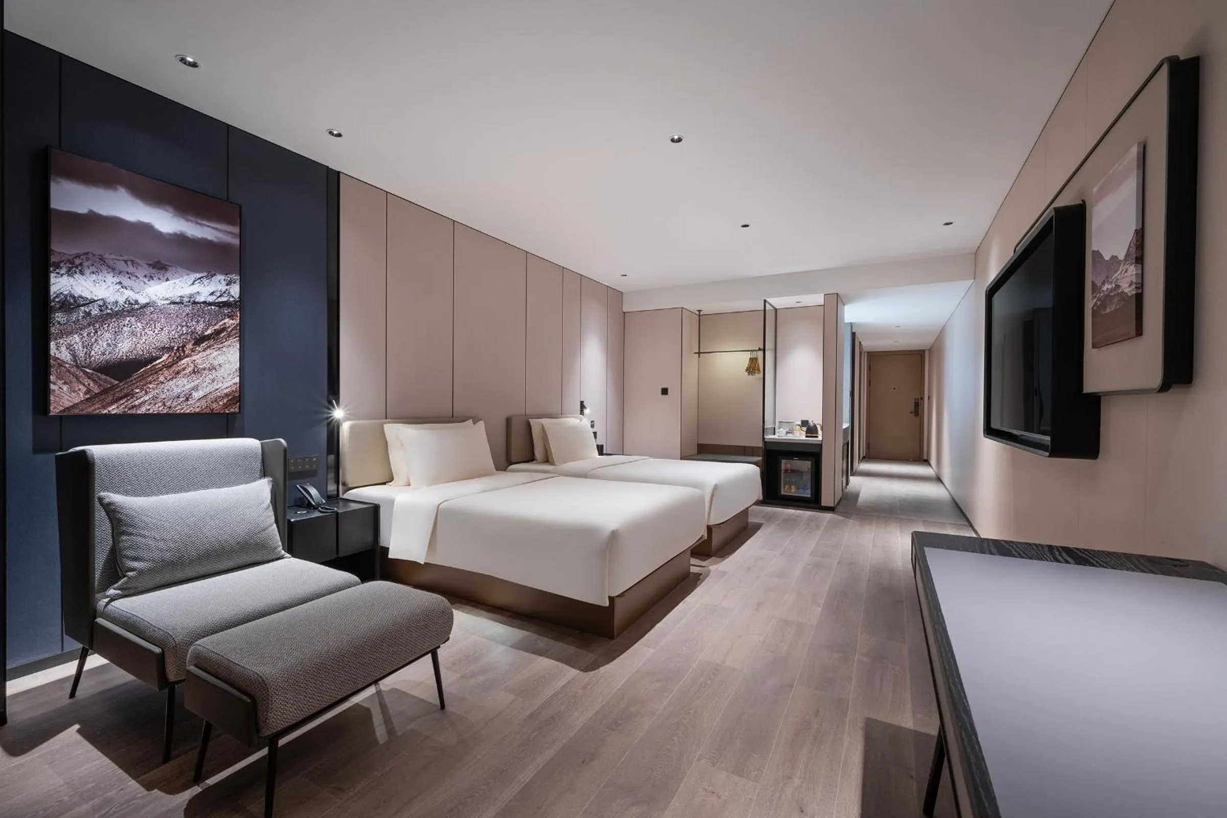 Bed in Atour Hotel Wuhan Riverview Jianghan Road Pedestrian Street