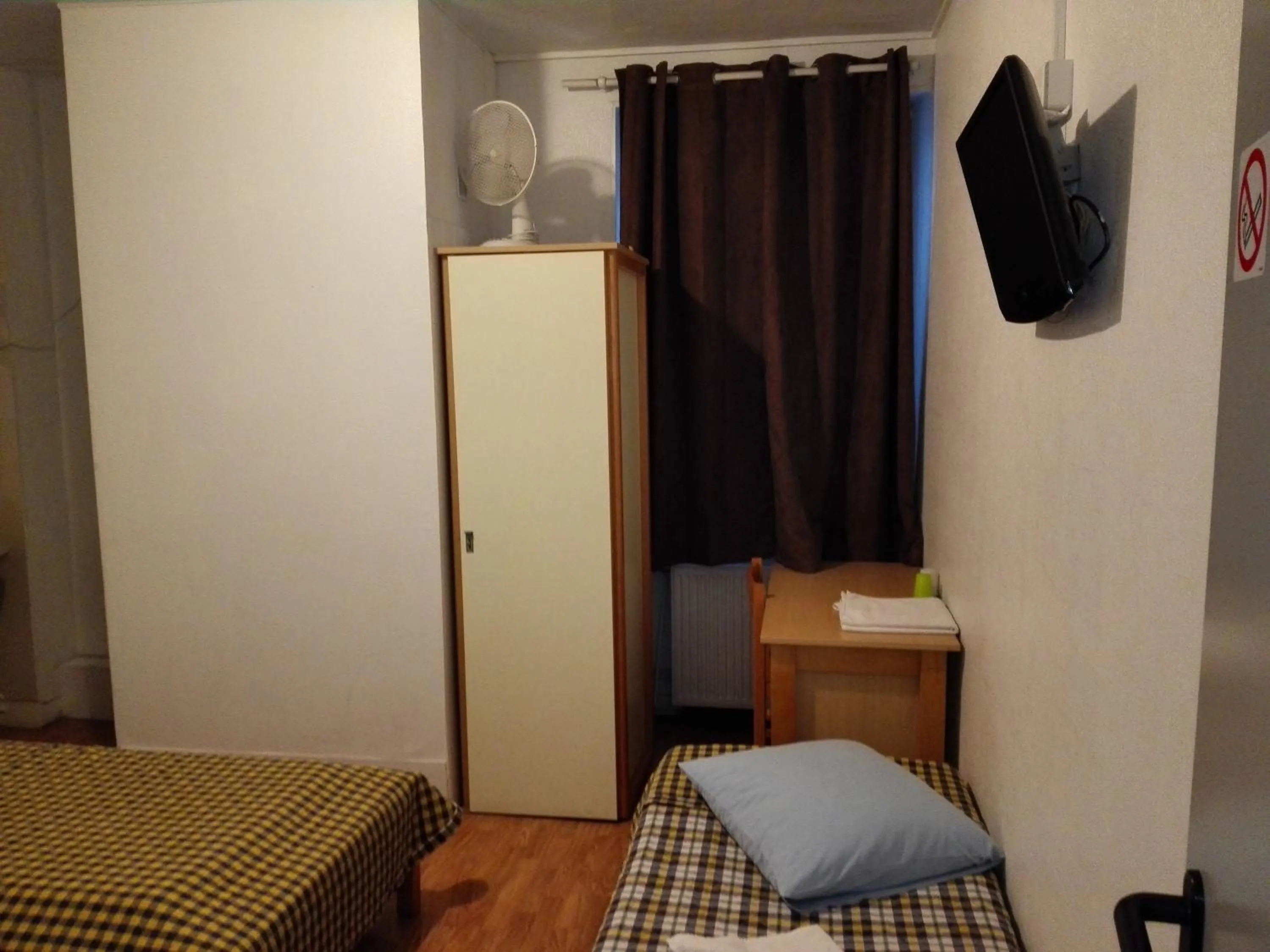 TV/Entertainment Center in Hotel Le Tram