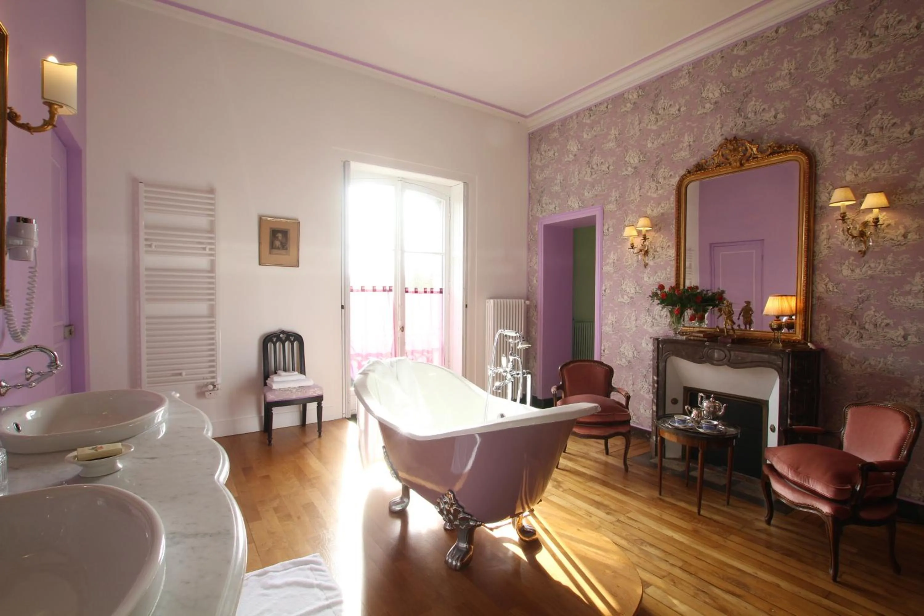 Bathroom in Château de Chantore
