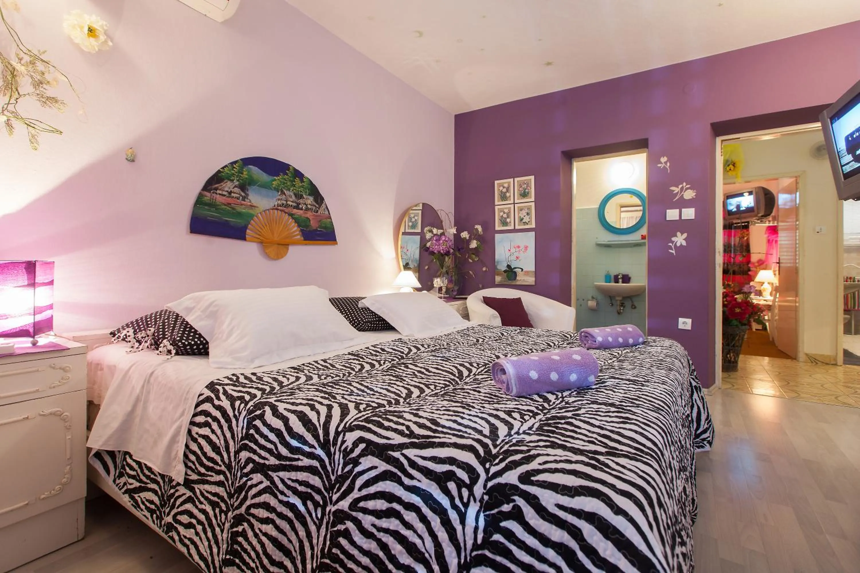 Bed in Beach Marin