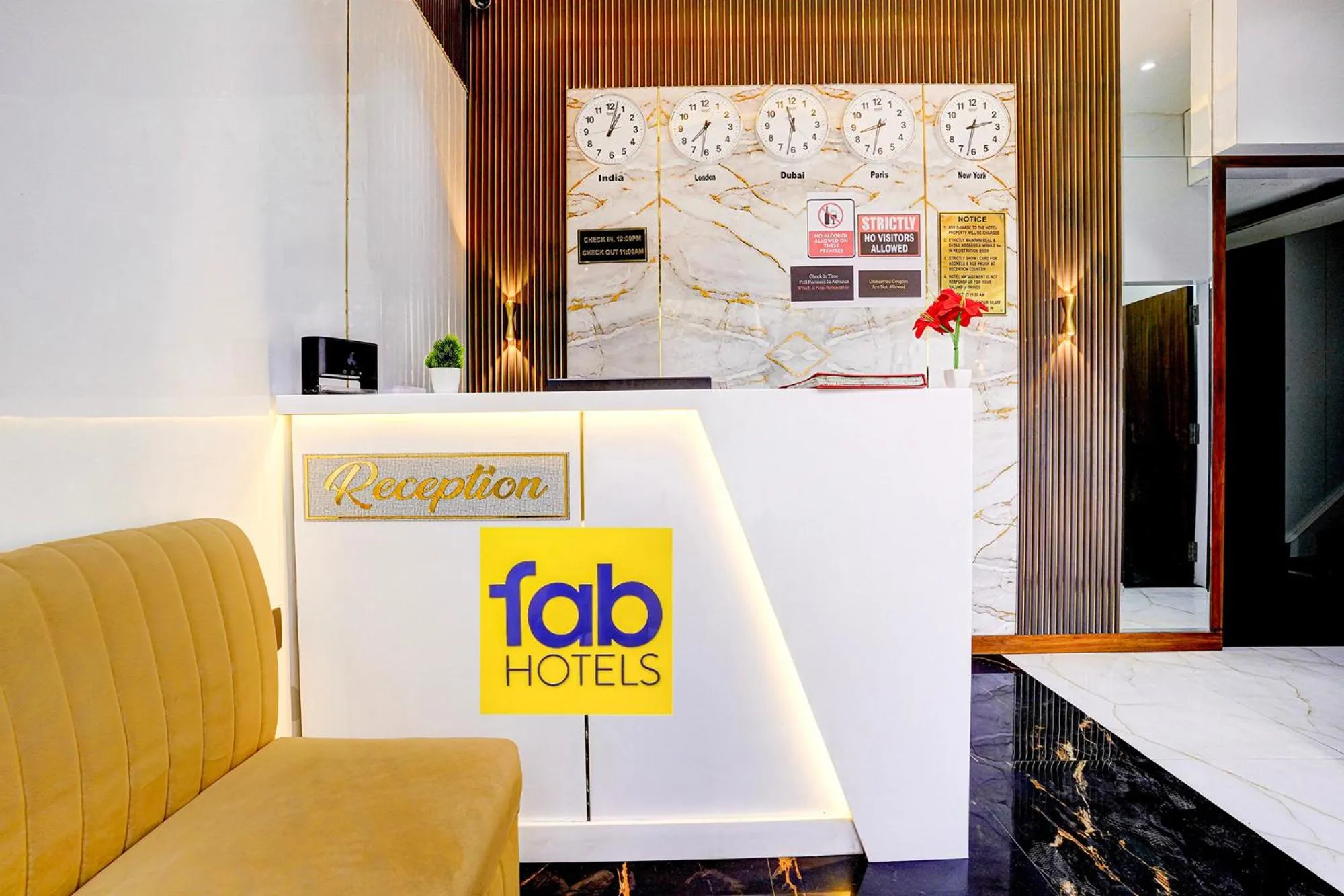 Lobby or reception in FabHotel Majestic Crest