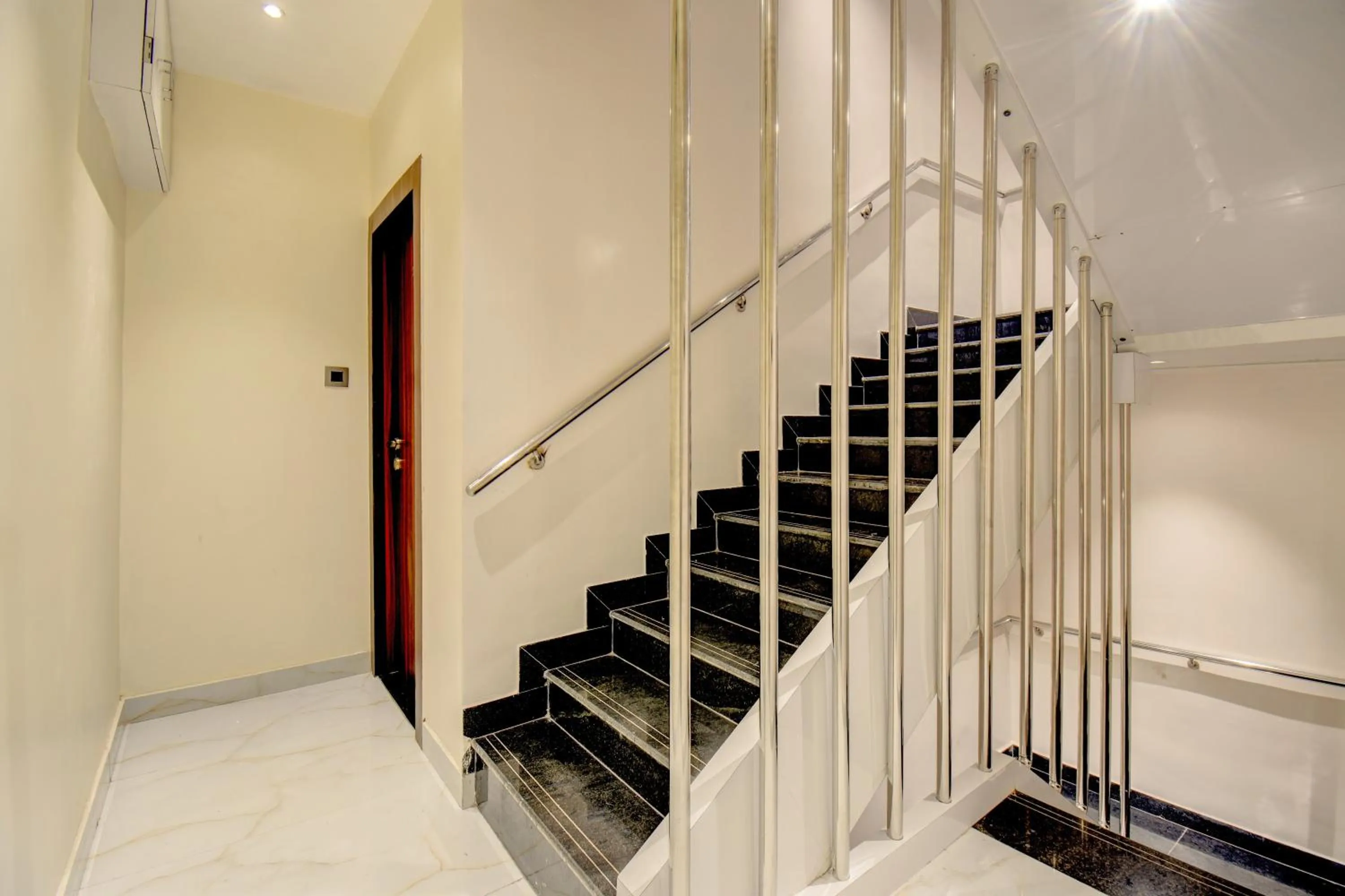 Lobby or reception in Hotel Majestic Crest Sakinaka