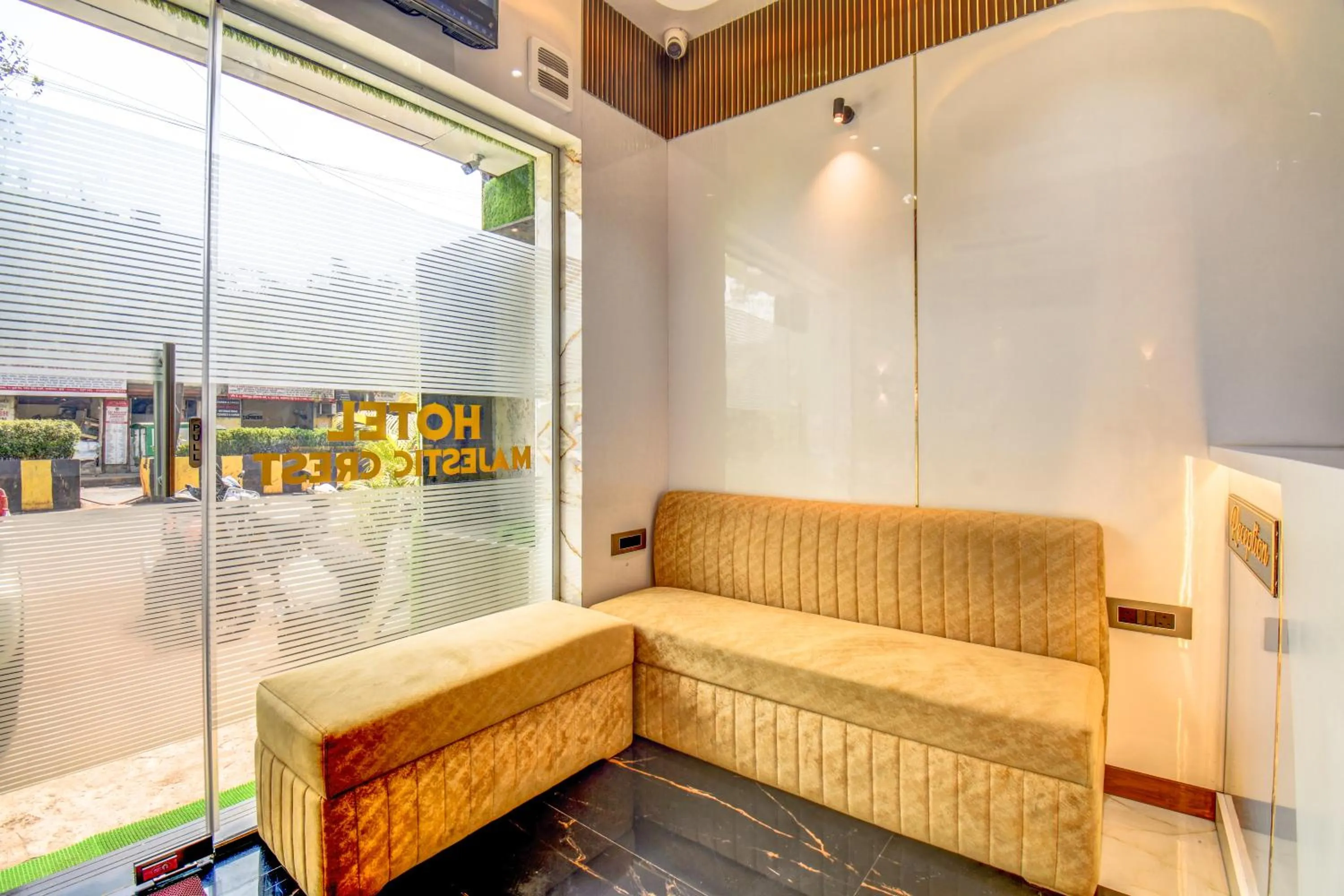 Lobby or reception in Hotel Majestic Crest Sakinaka