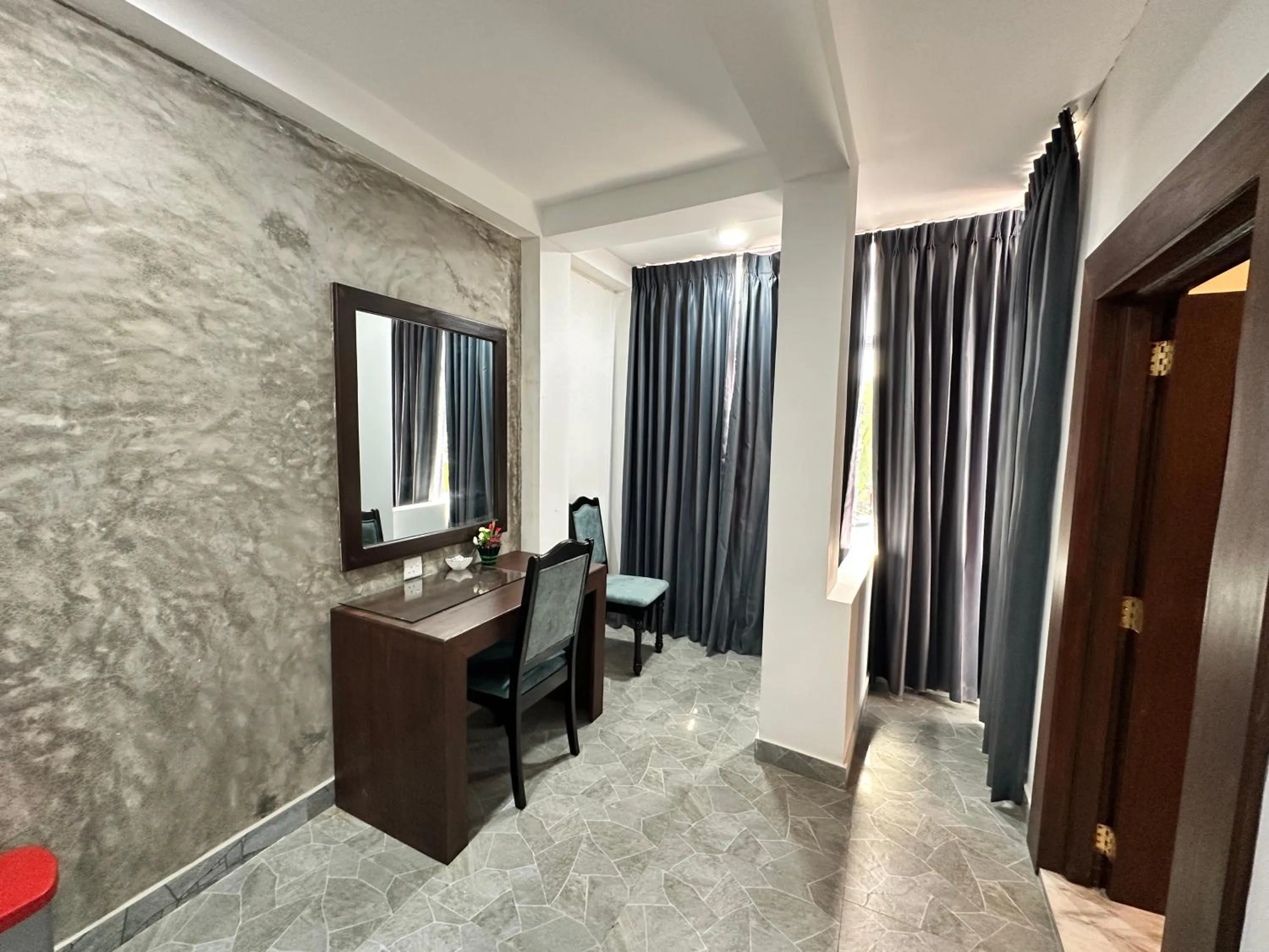 storage in Aloe Transit Hotel