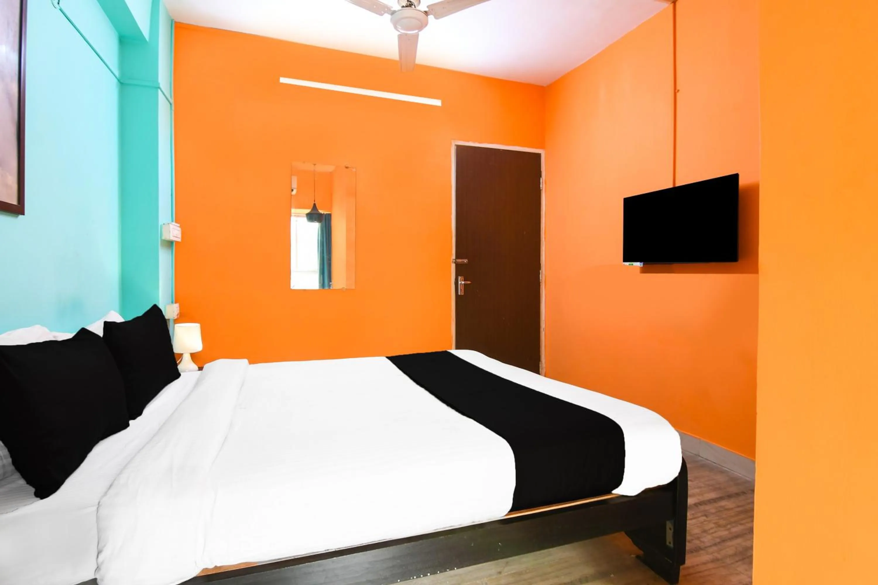 Bedroom, Bed in Hotel O Kolstay Inn