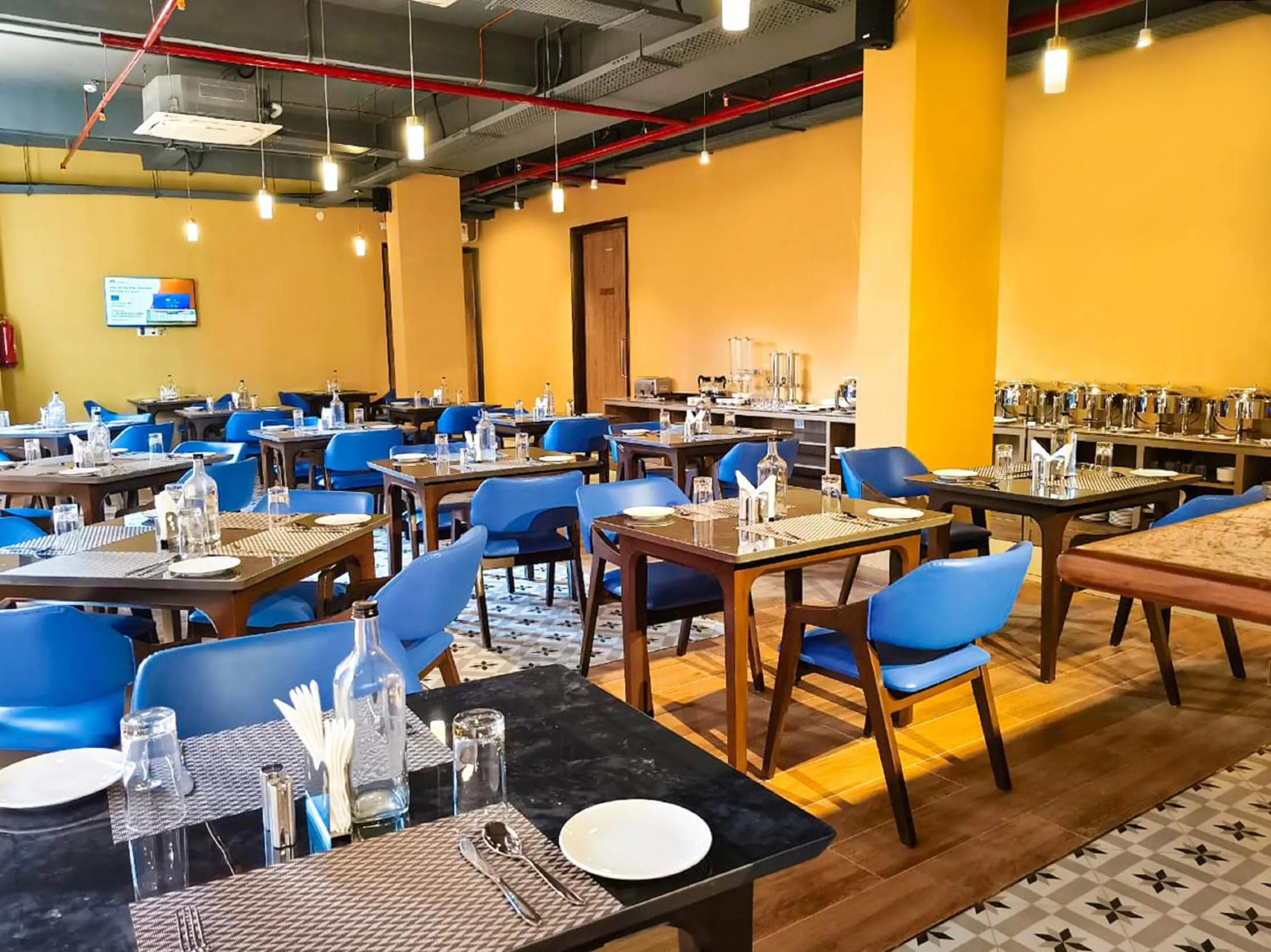 Restaurant/places to eat in Amritara Serenity,100 mts from Salaulim Dam