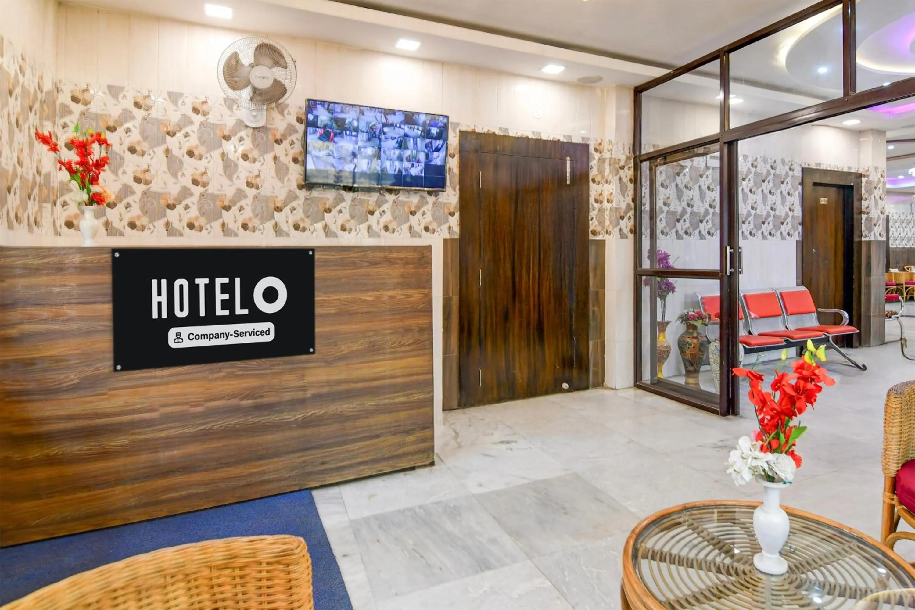 Lobby or reception in Hotel O Beleghata Formerly Santoshi Banquet And Marriage Hall