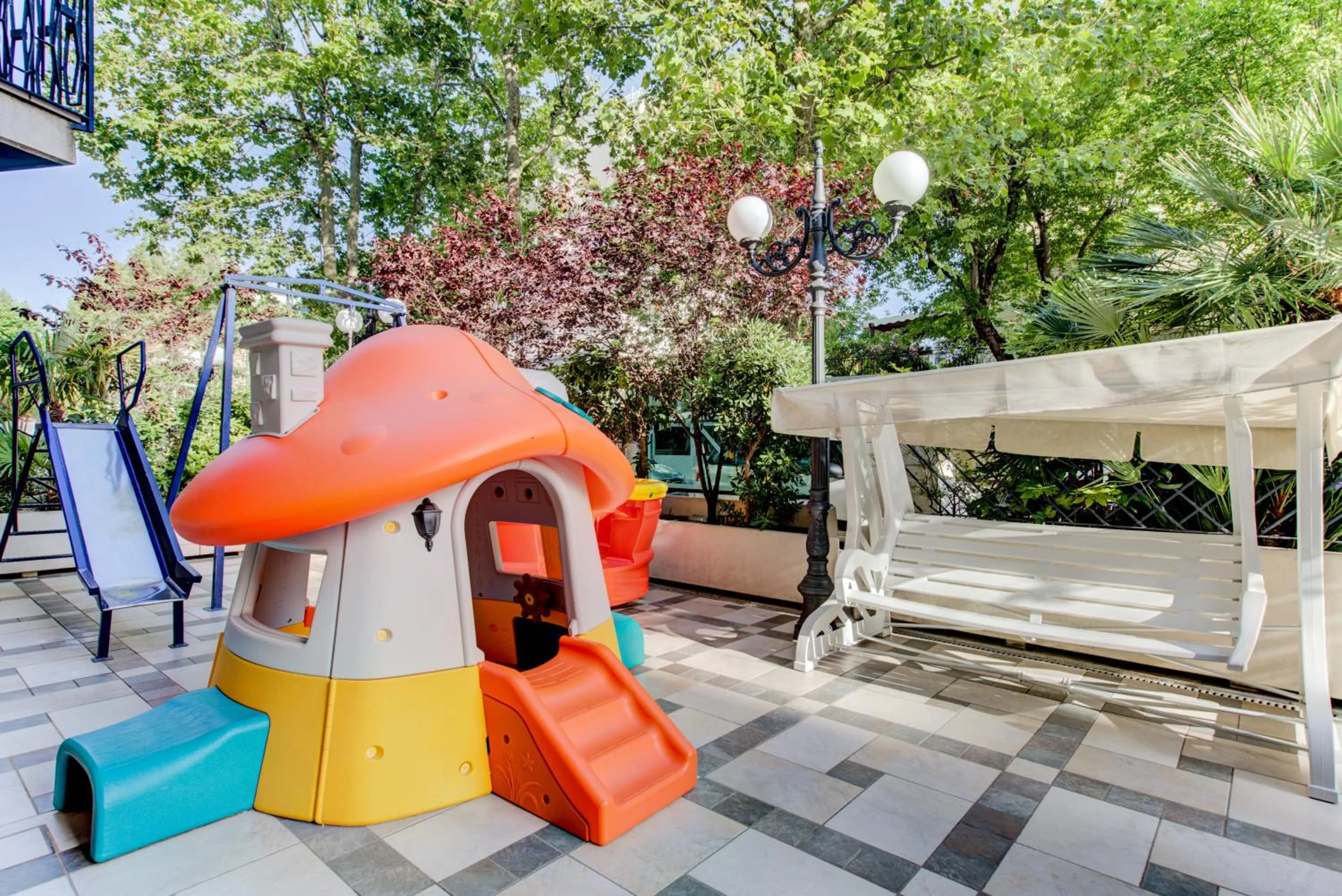 Property building in Hotel Verona