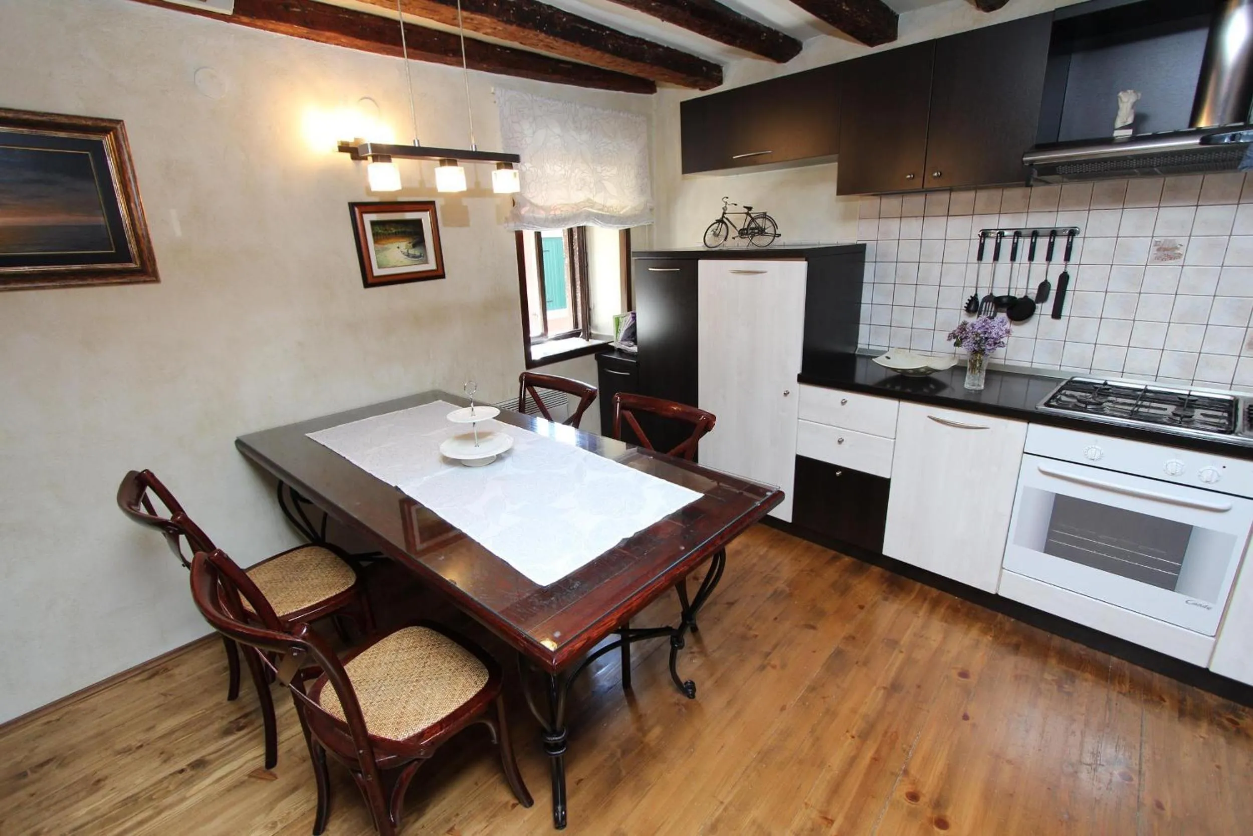 Apartment Midea