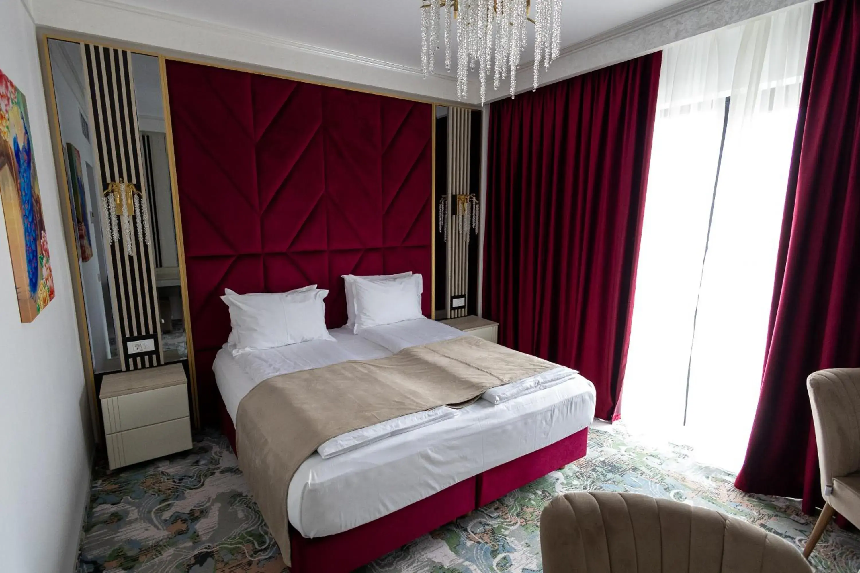Standard Double Room in CHITULESCU Hotel Standard Double Room in CHITULESCU Hotel