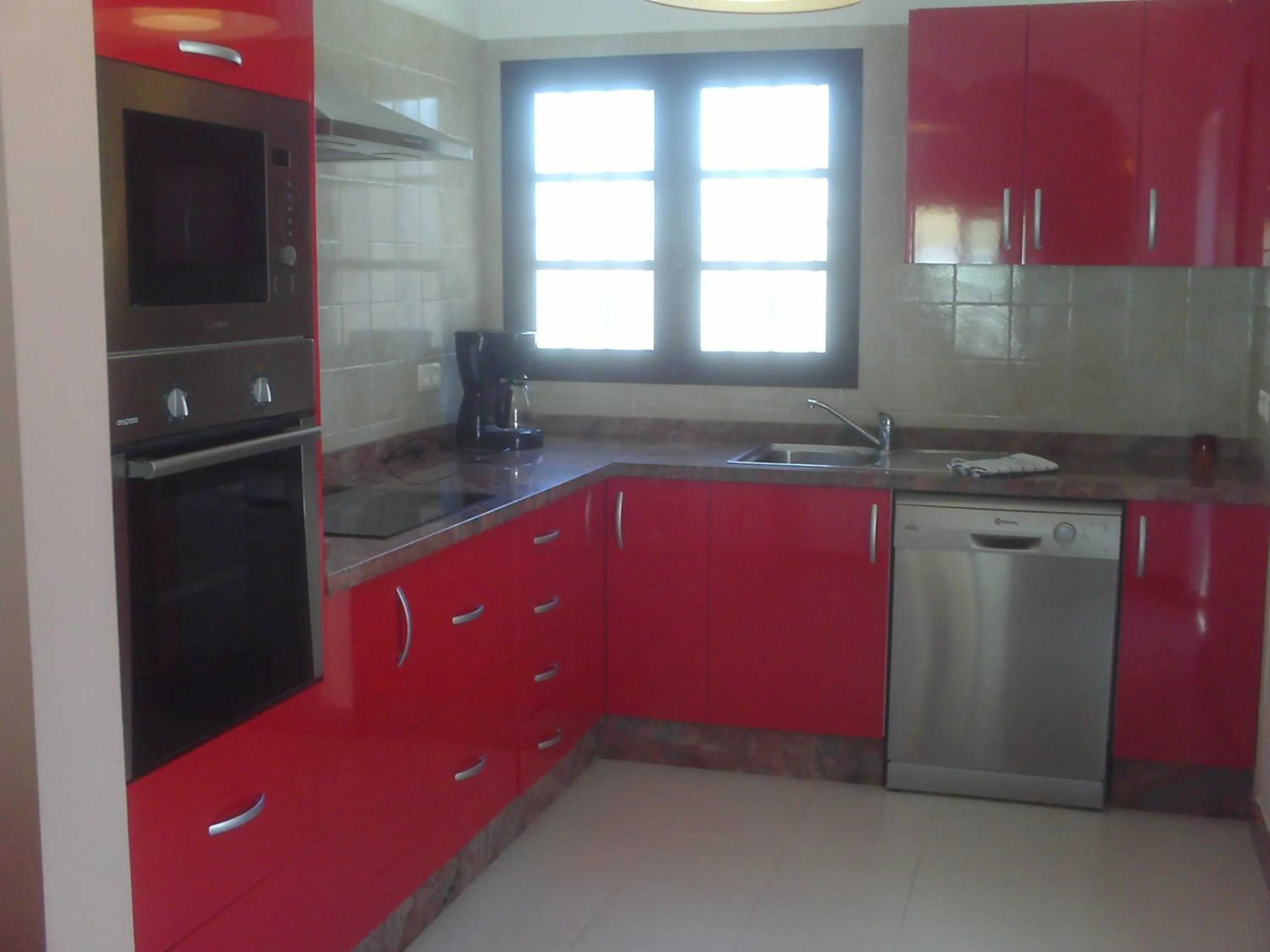 Kitchen or kitchenette in Villa Acoran