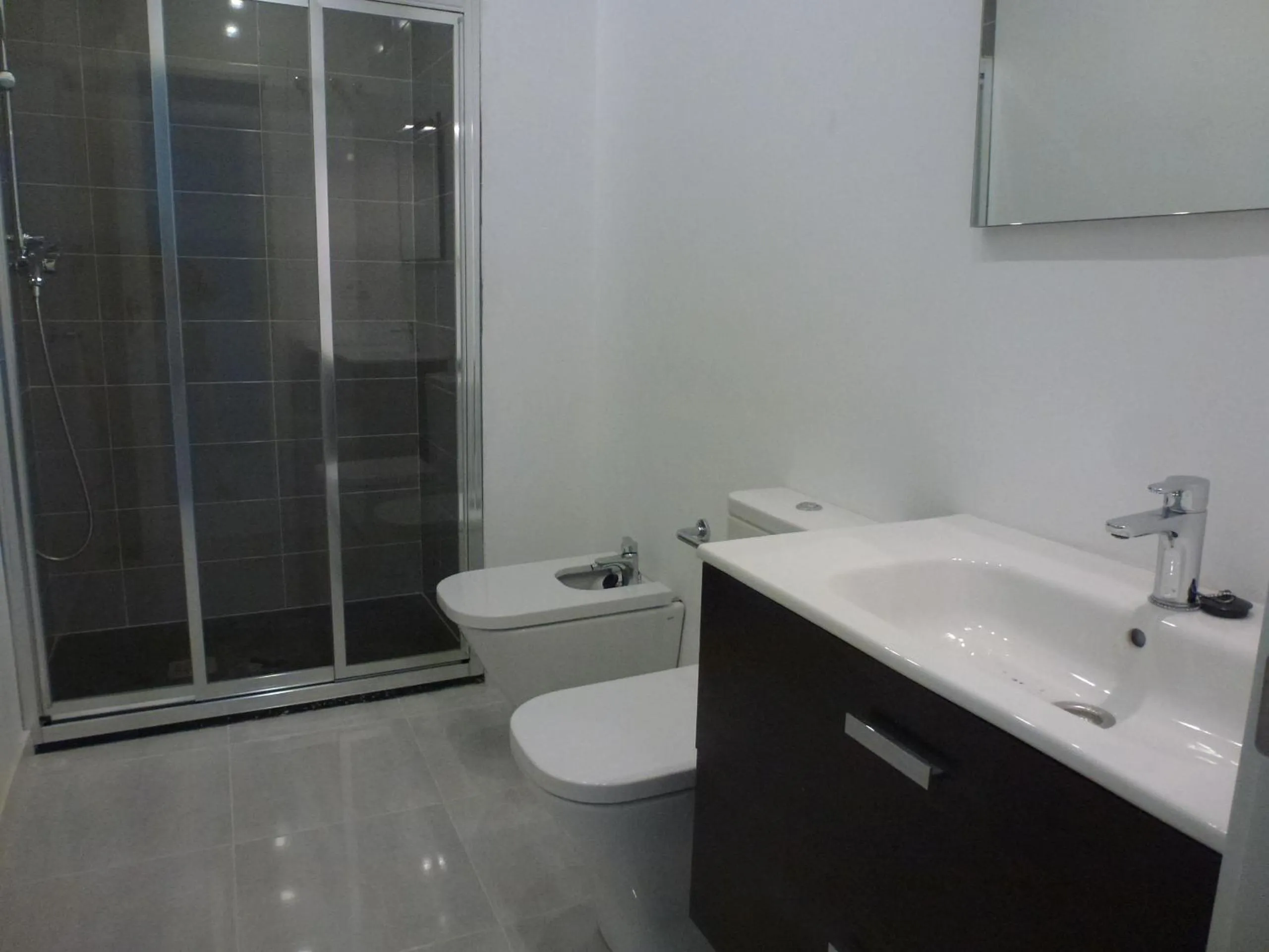 Shower in Palacio Cabrera - Lillo