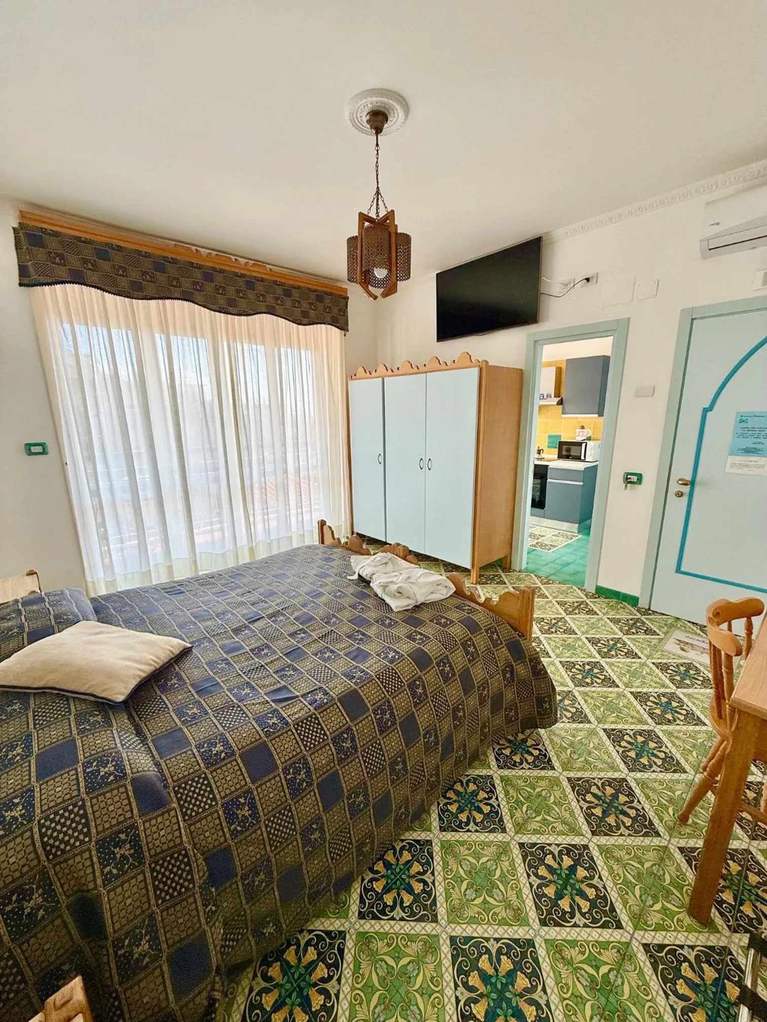 Bedroom, Bed in Riviera B&B Rooms & Apartment SEA-VIEW