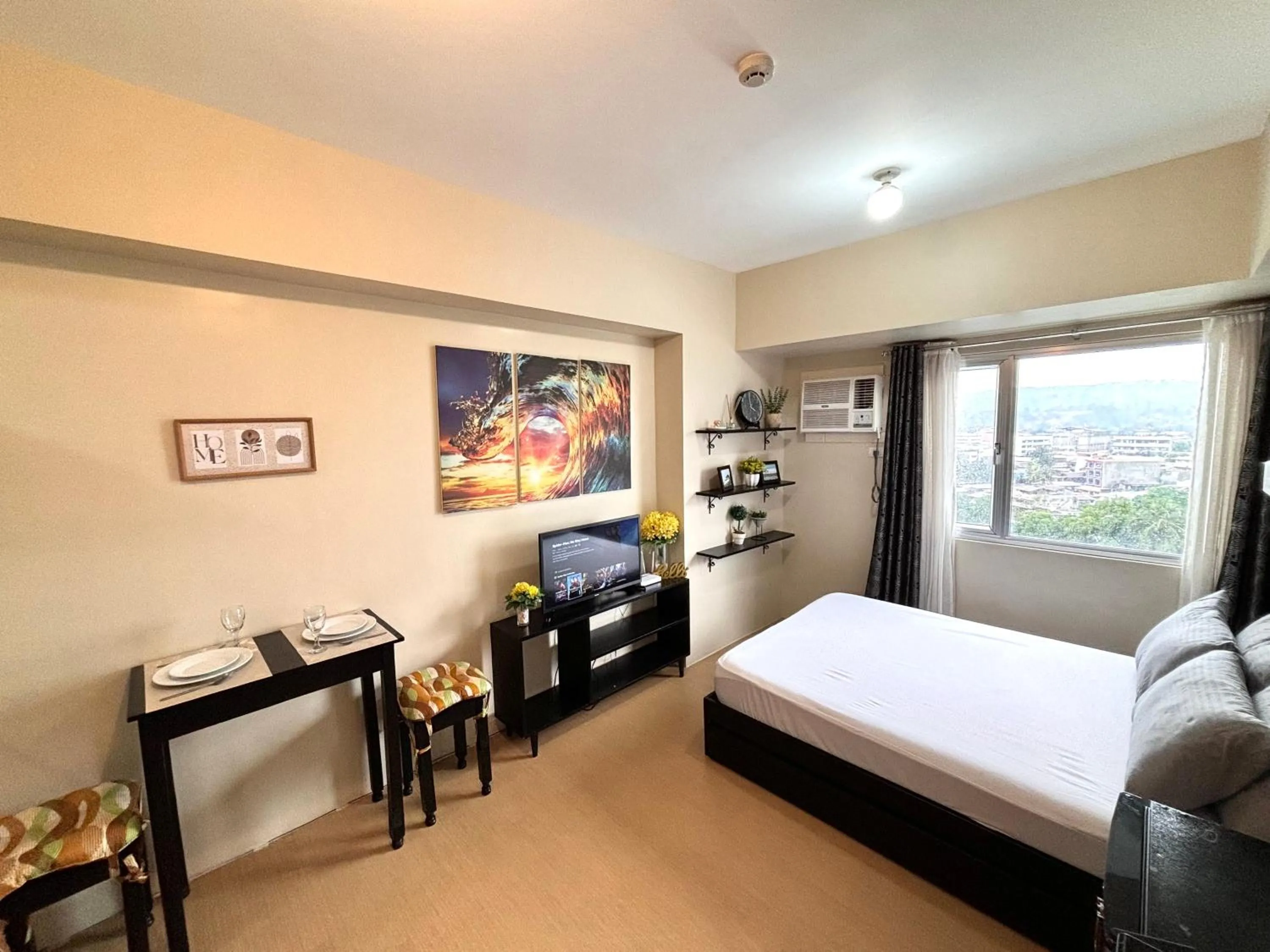 Bed in Heart of CDO Comfy Staycation