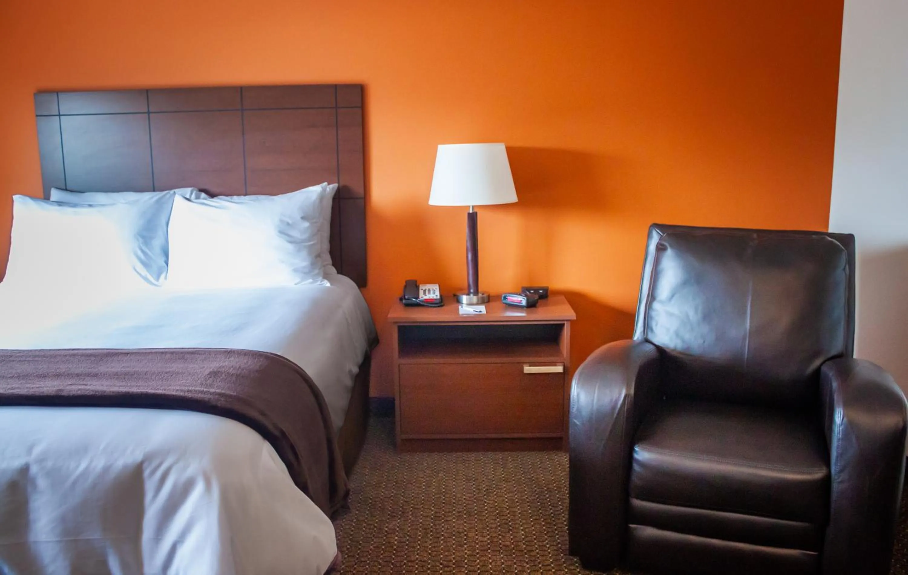 Bed in My Place Hotel-Fort Pierre, SD