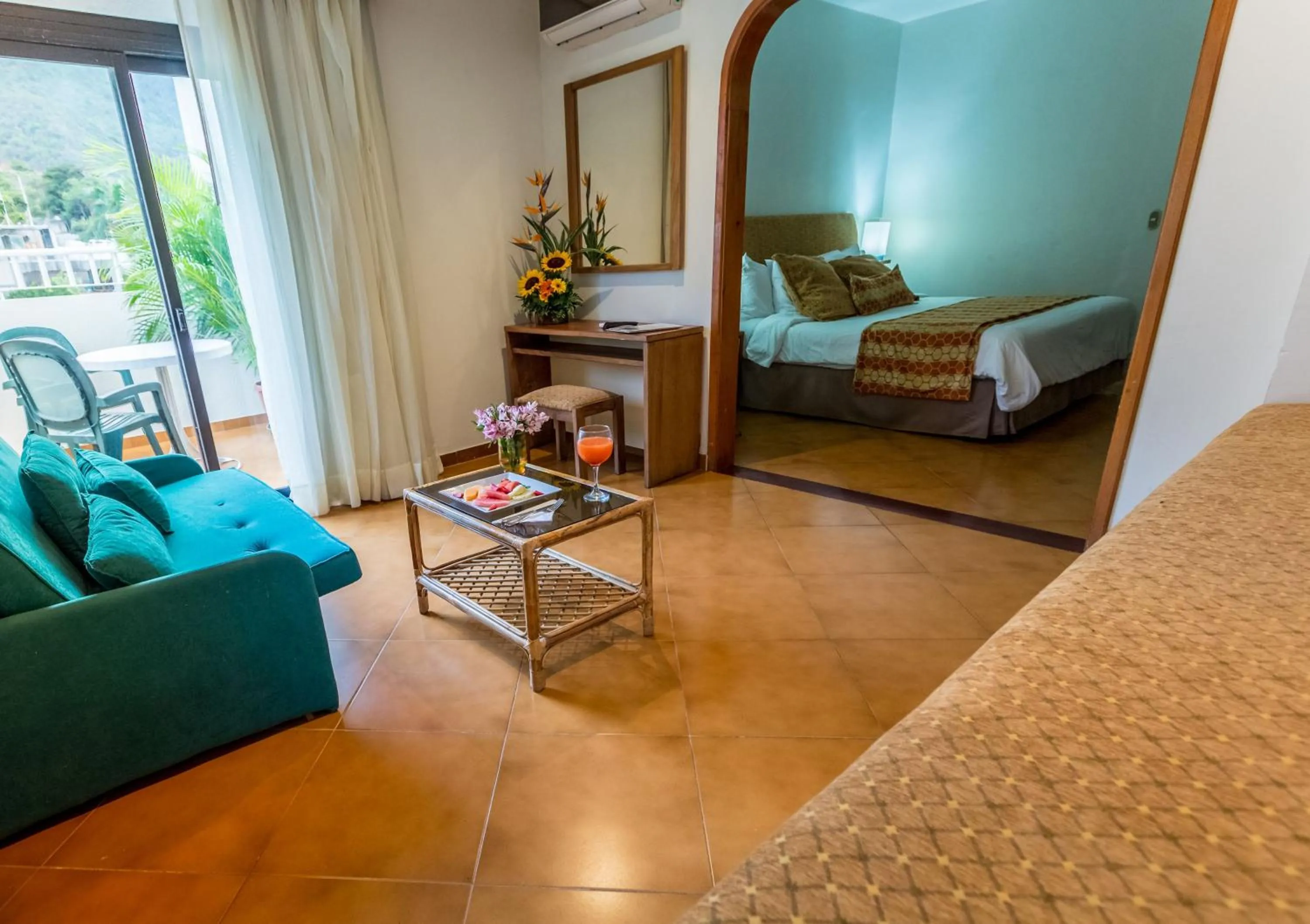 Photo of the whole room, Bed in Hotel Olé Caribe