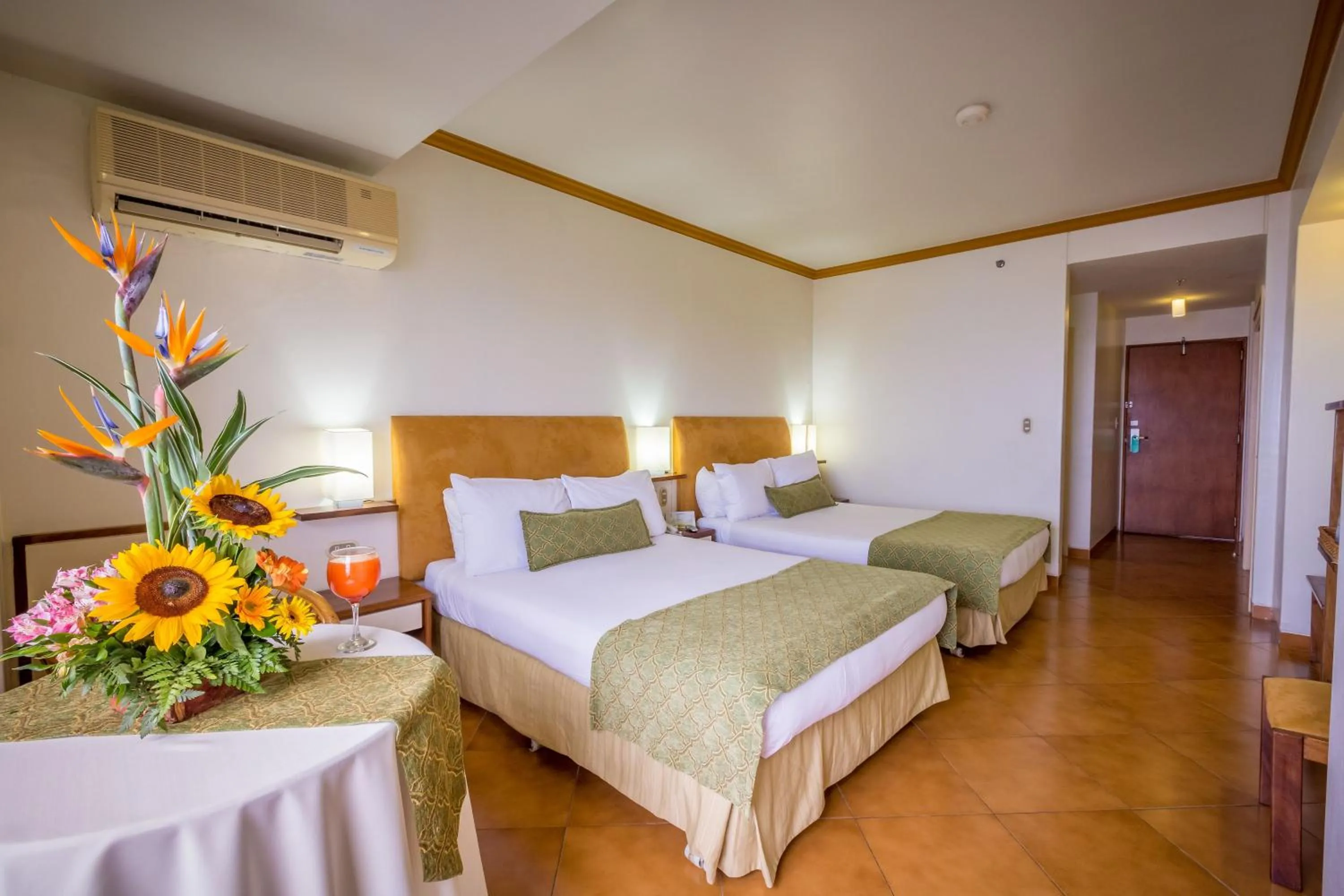 Photo of the whole room, Bed in Hotel Olé Caribe