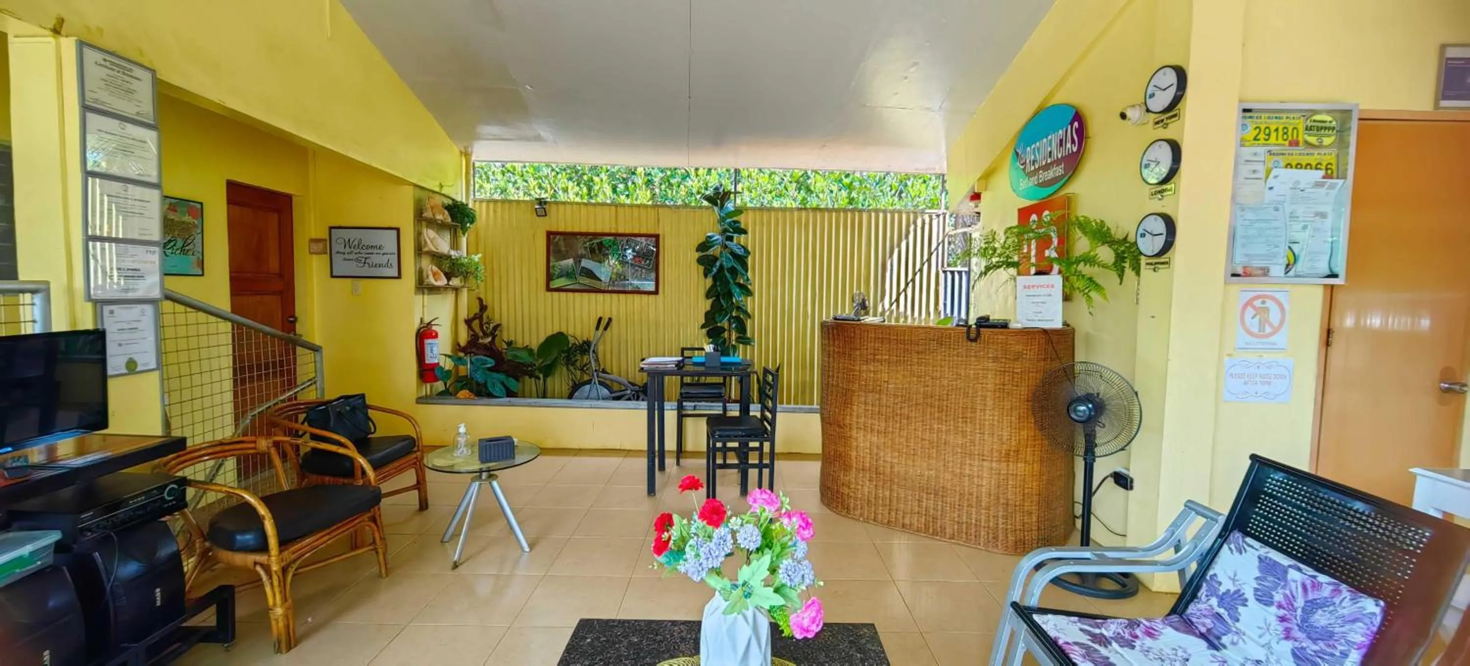 Lobby or reception in Las Residencias Bed and Breakfast