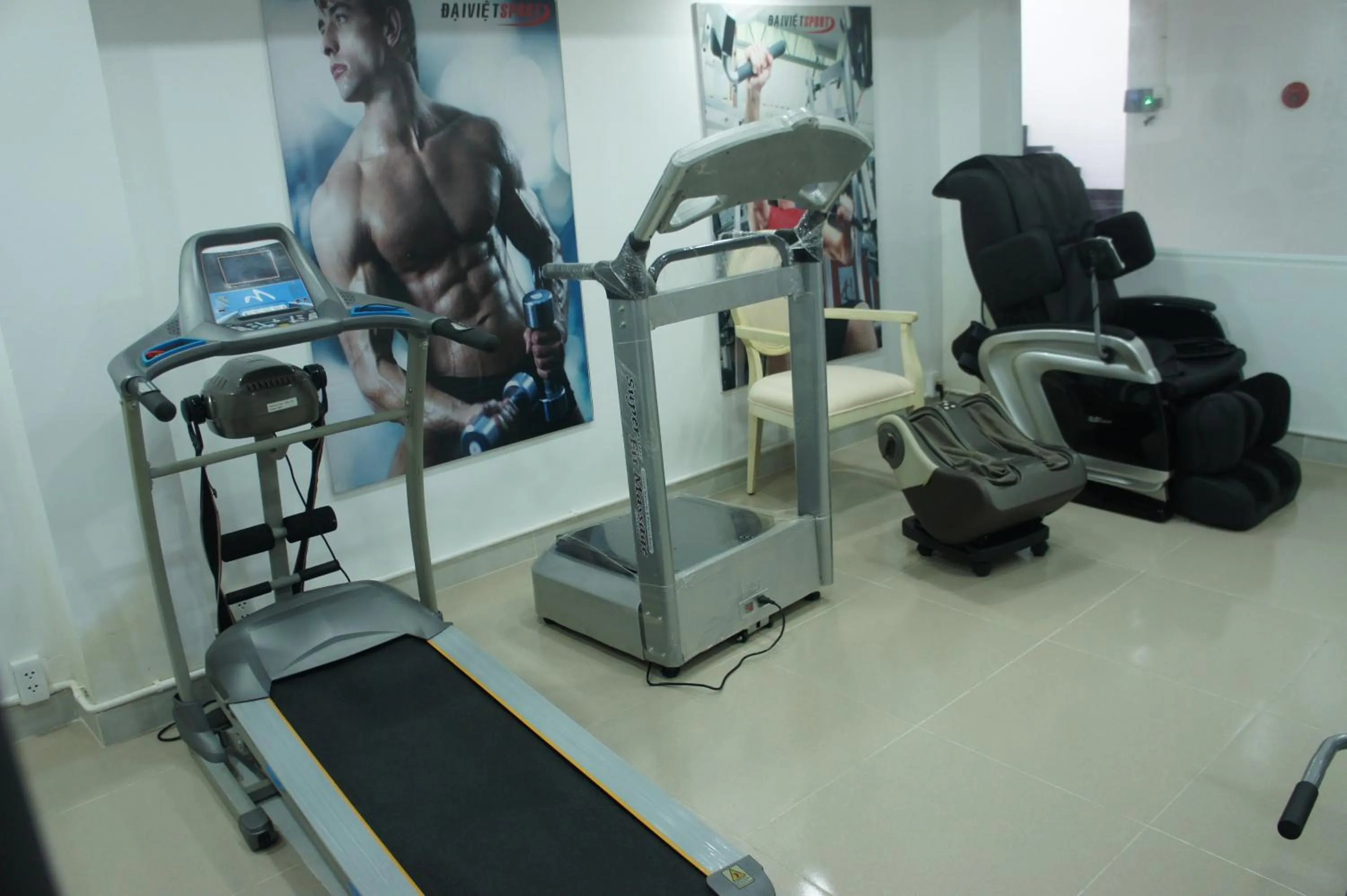 Fitness centre/facilities in Hotel L'Odéon Phu My Hung