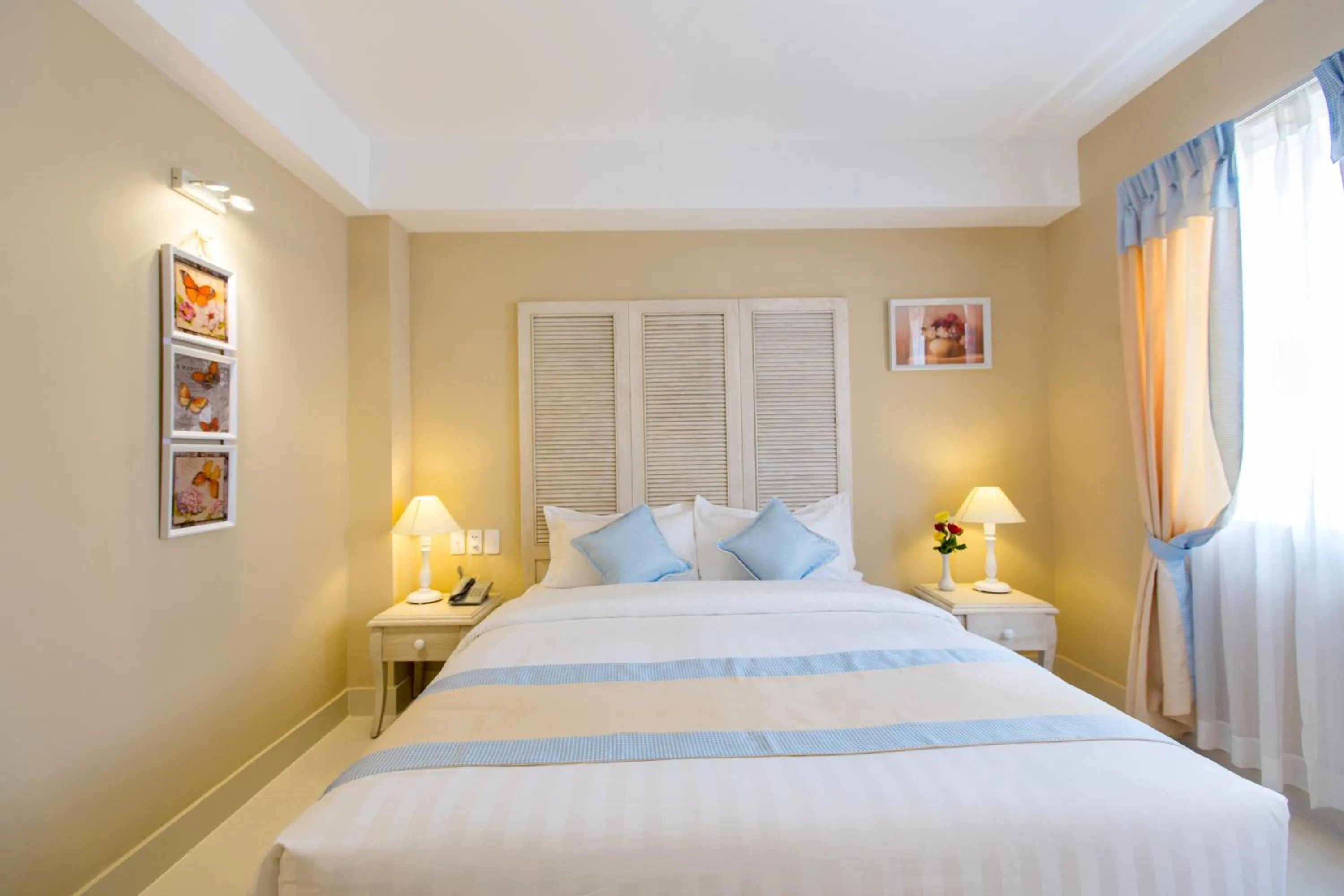 Bedroom, Bed in Hotel L'Odéon Phu My Hung