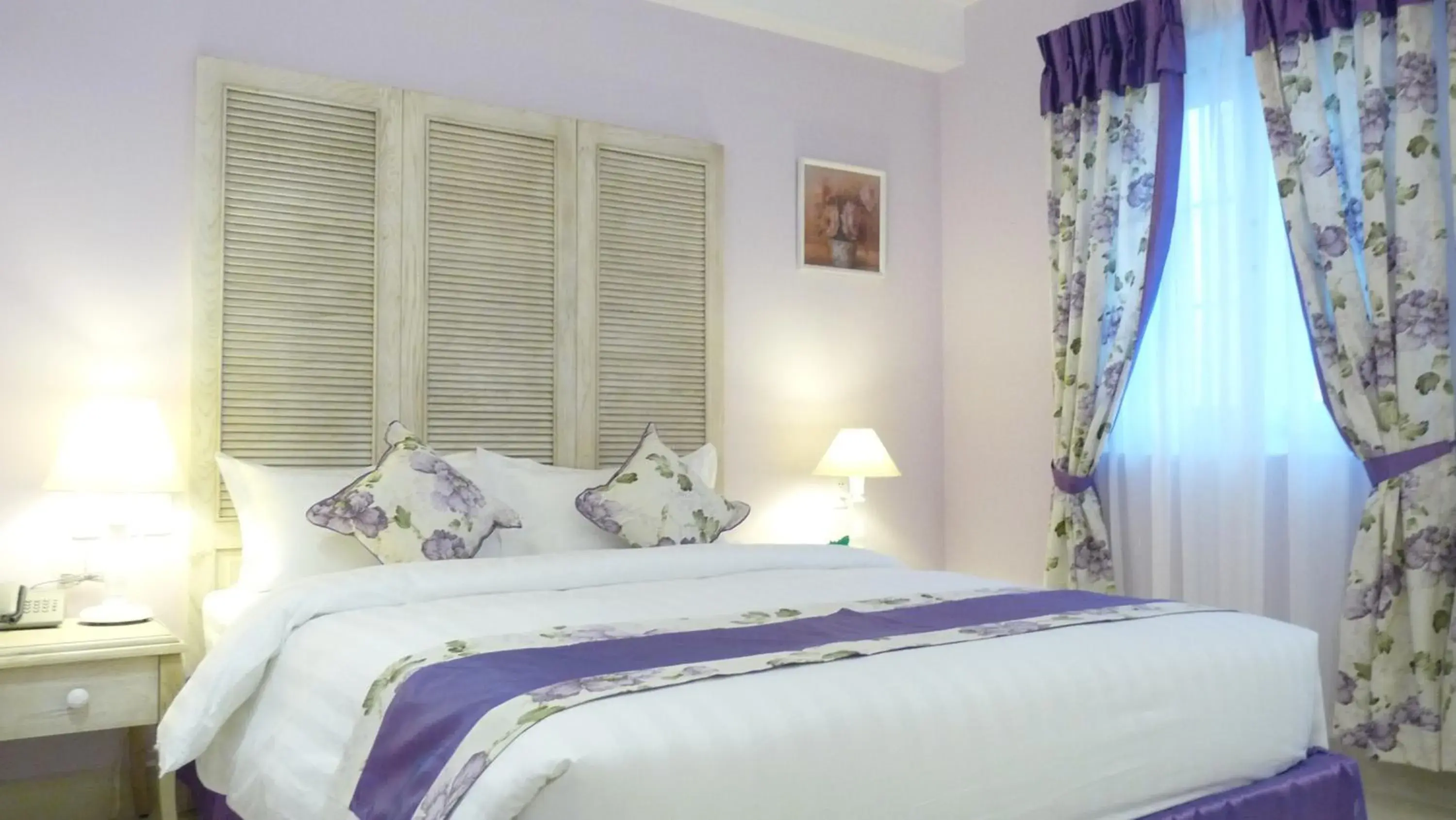 Bed in Hotel L'Odéon Phu My Hung Bed in Hotel L'Odéon Phu My Hung