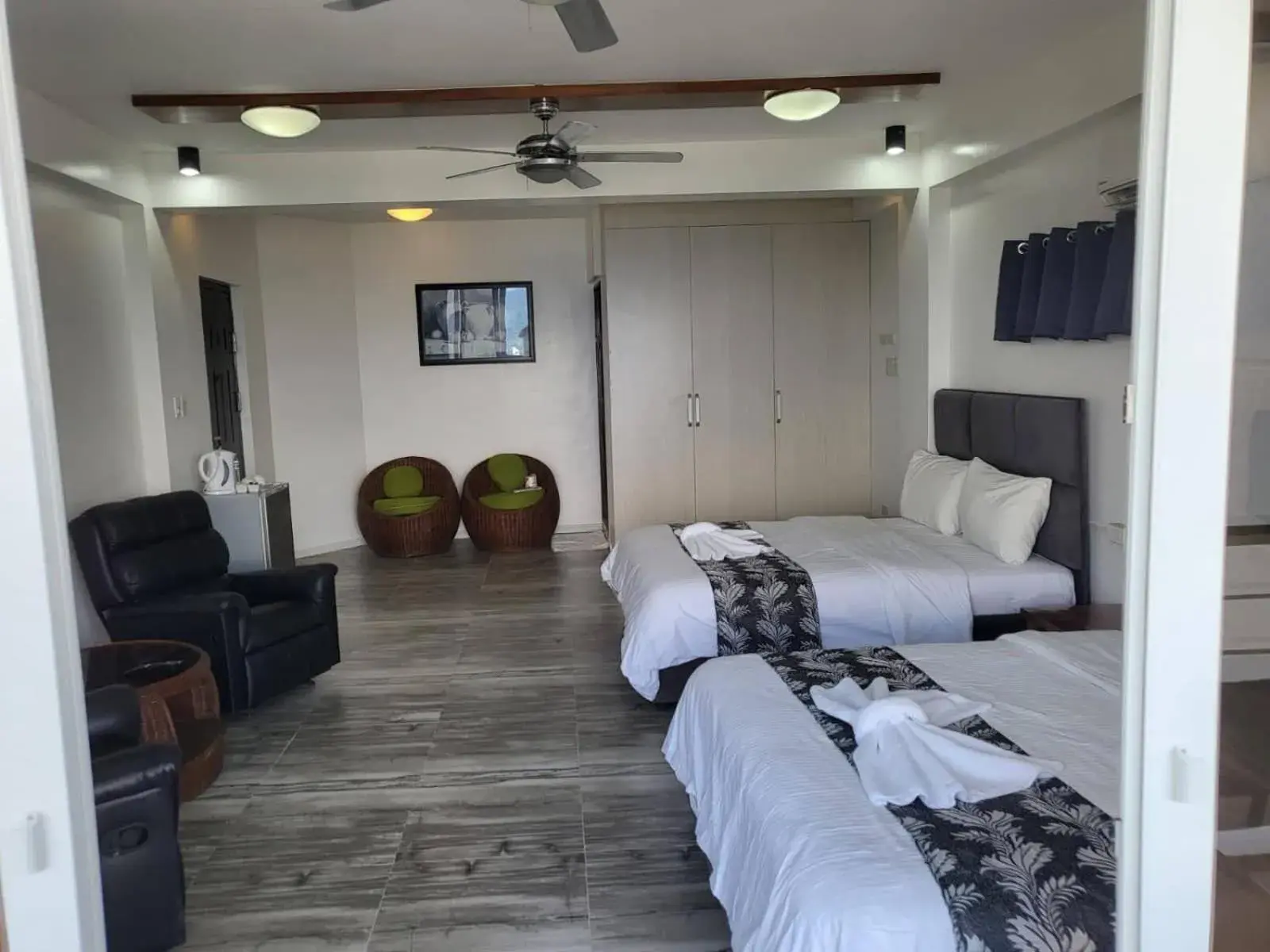 Bedroom, Bed in Manarra Sea View Resort Bedroom, Bed in Manarra Sea View Resort