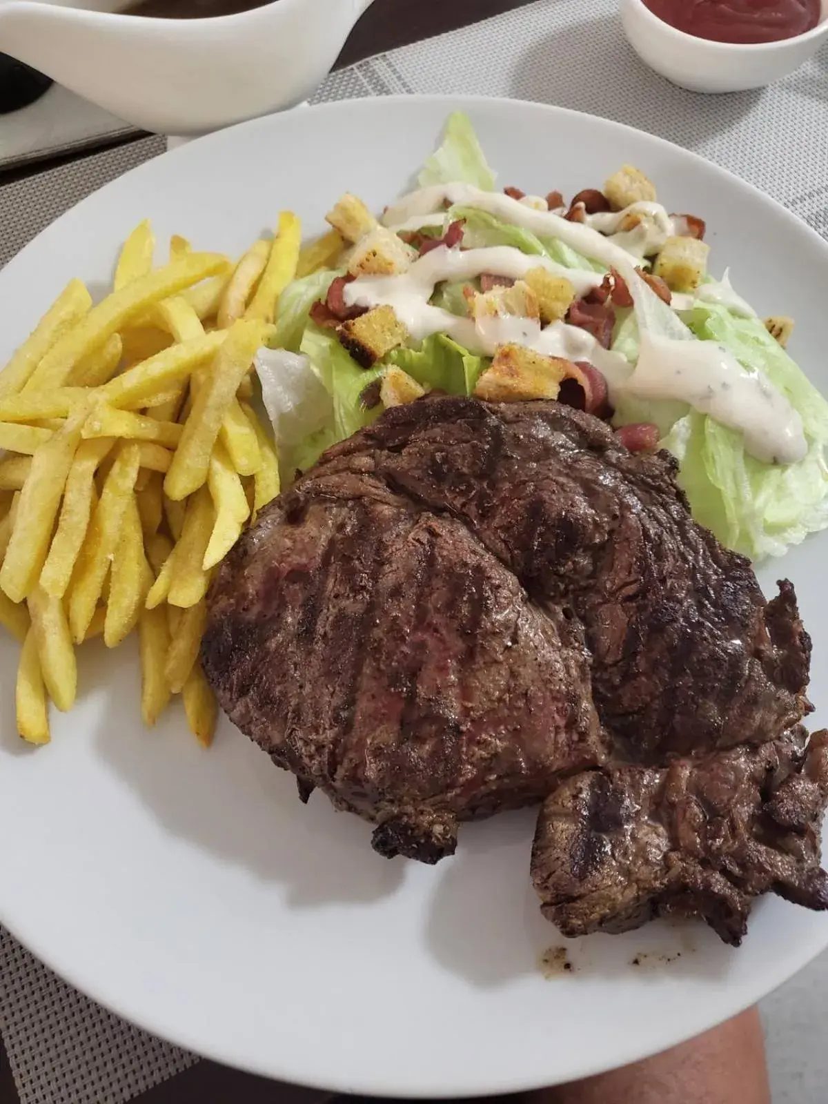 Food in Manarra Sea View Resort Food in Manarra Sea View Resort