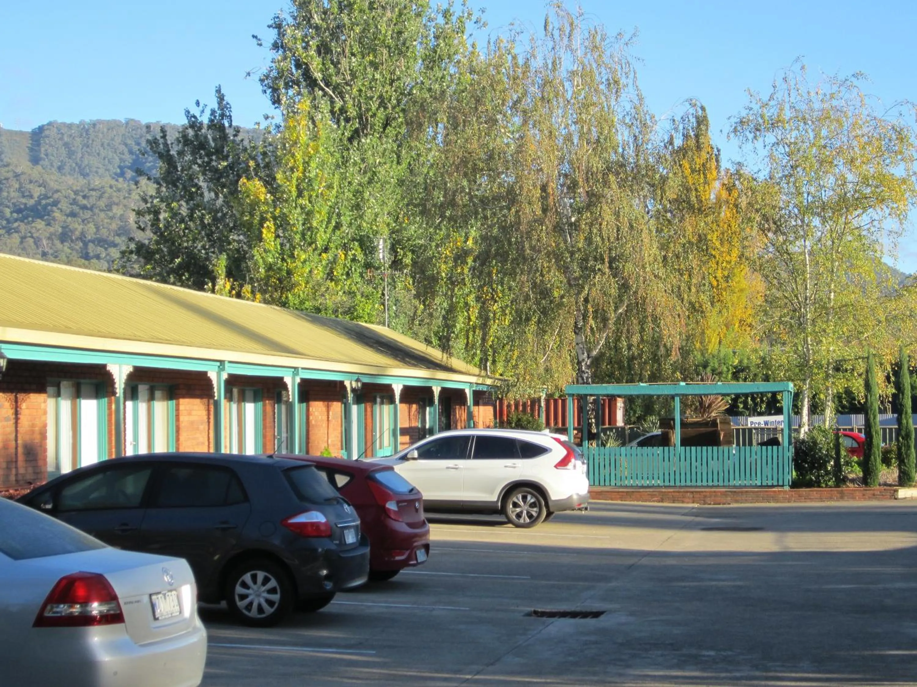 Property building in Snowgum Motel