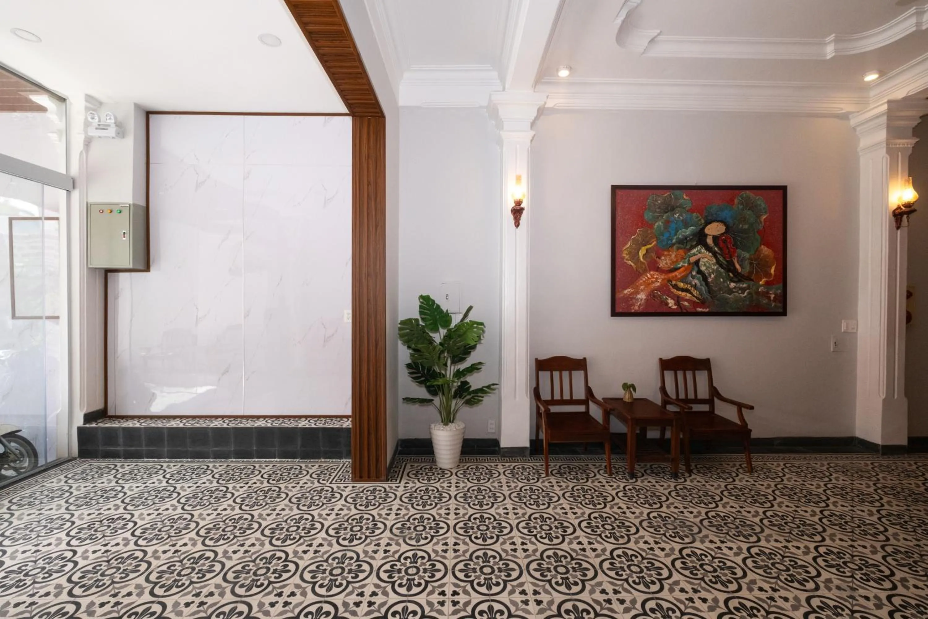 Decorative detail in Jade Hotel