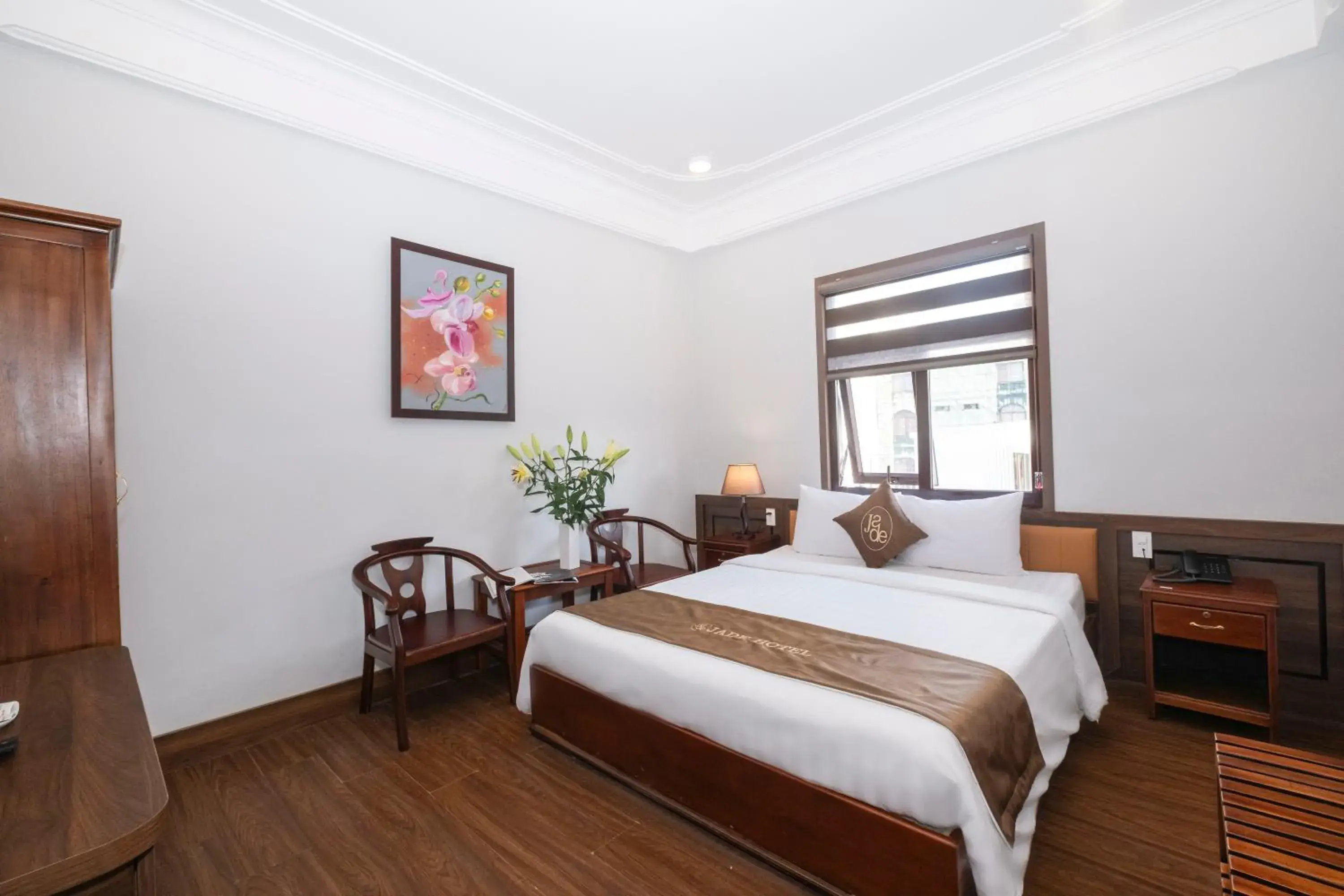 Bed in Jade Hotel Bed in Jade Hotel