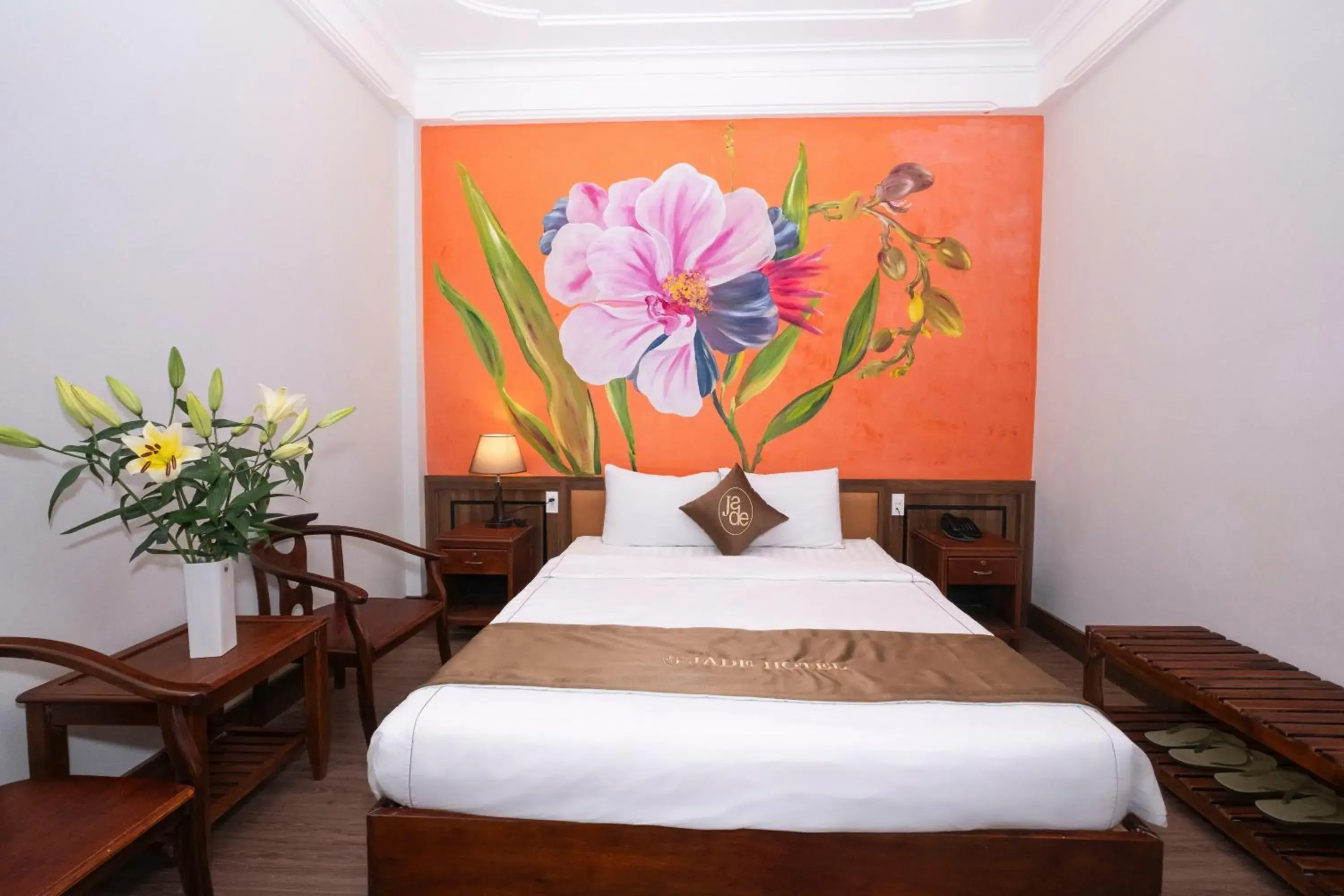 Bed in Jade Hotel Bed in Jade Hotel