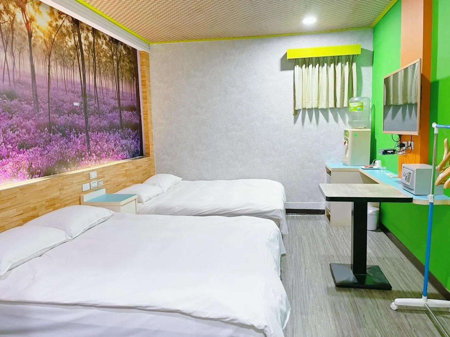 Bed in Clover house-自助式無人旅店