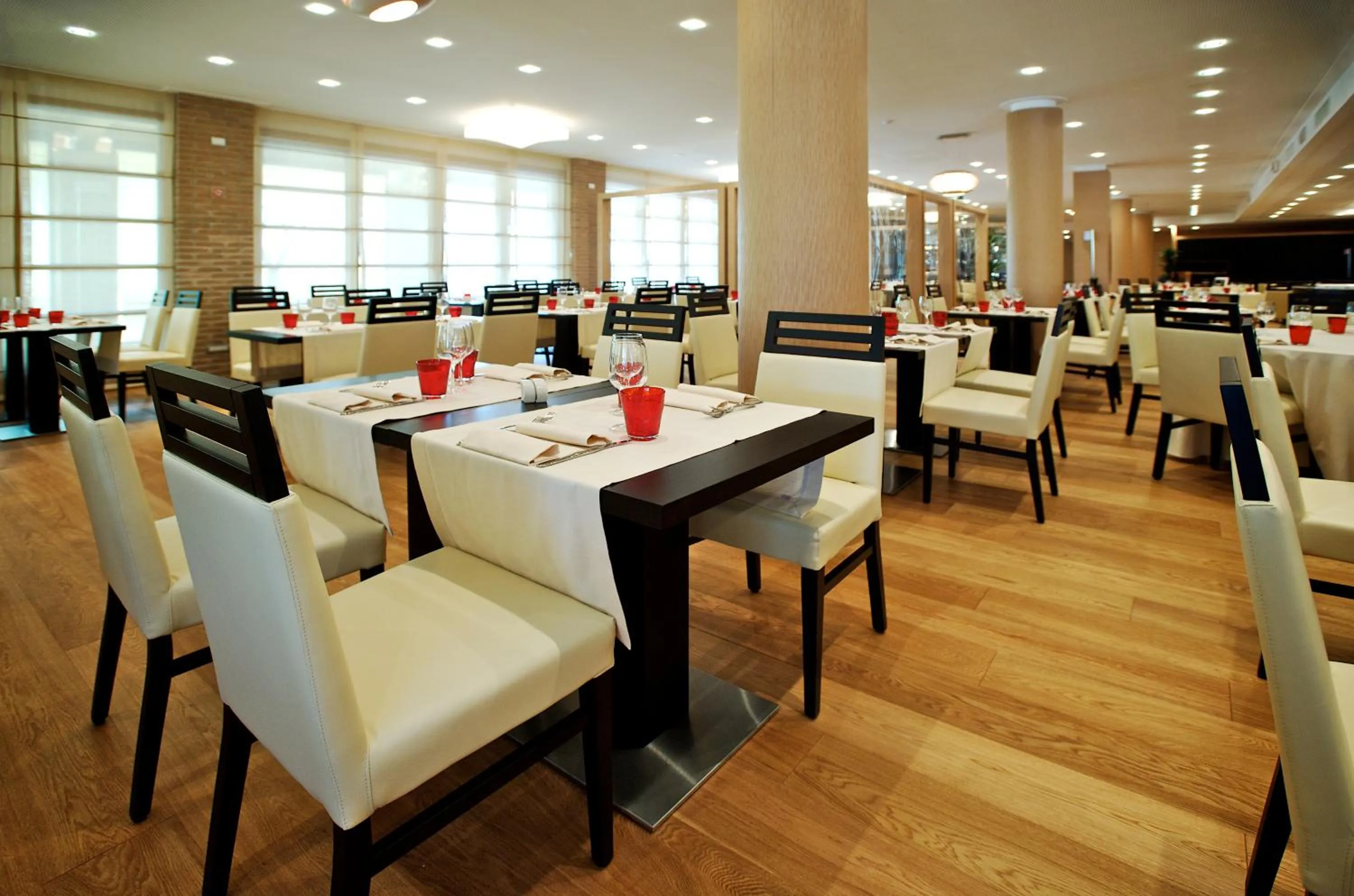 Restaurant/places to eat in Green Village Eco Resort