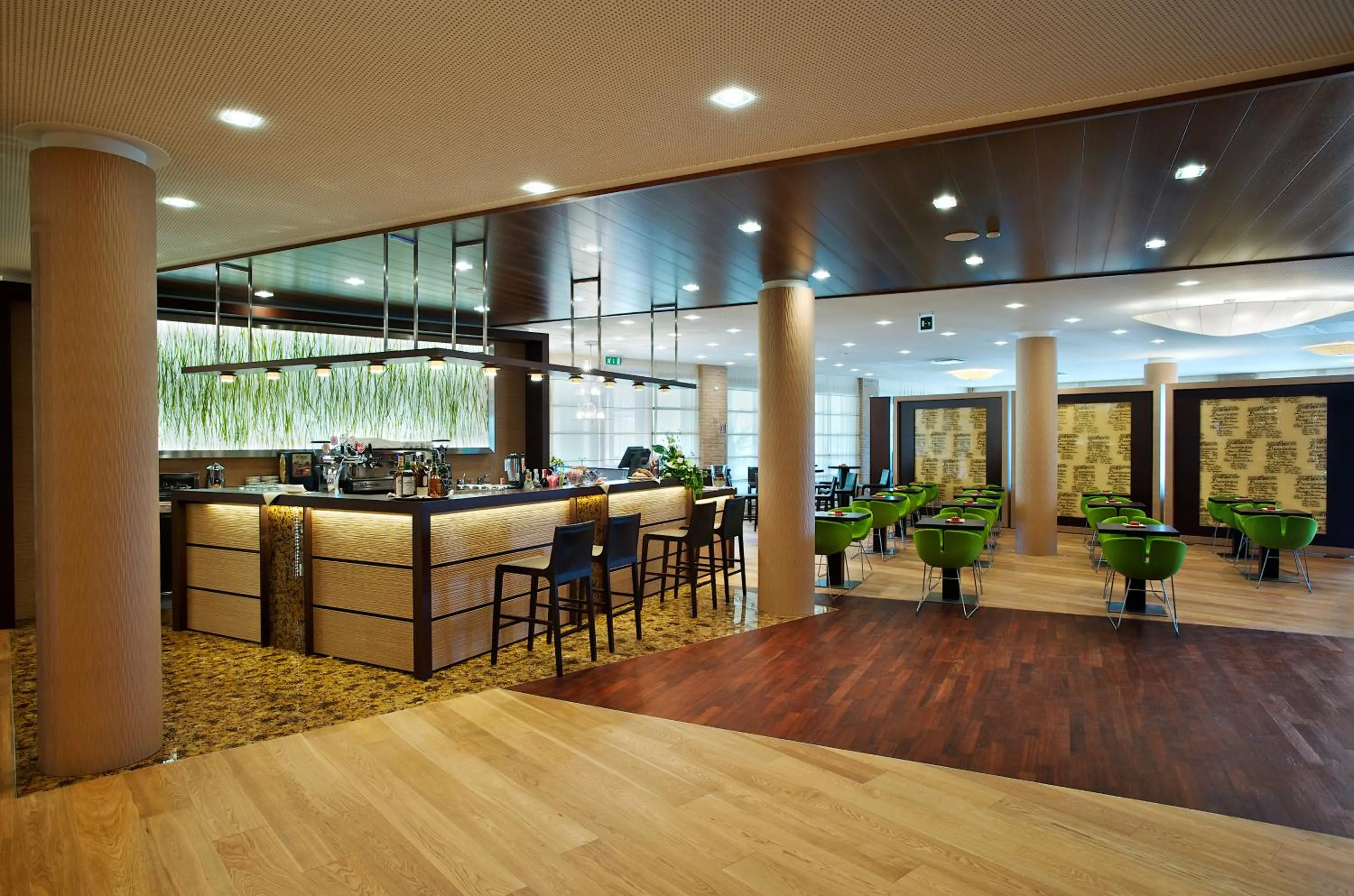 Restaurant/places to eat in Green Village Eco Resort