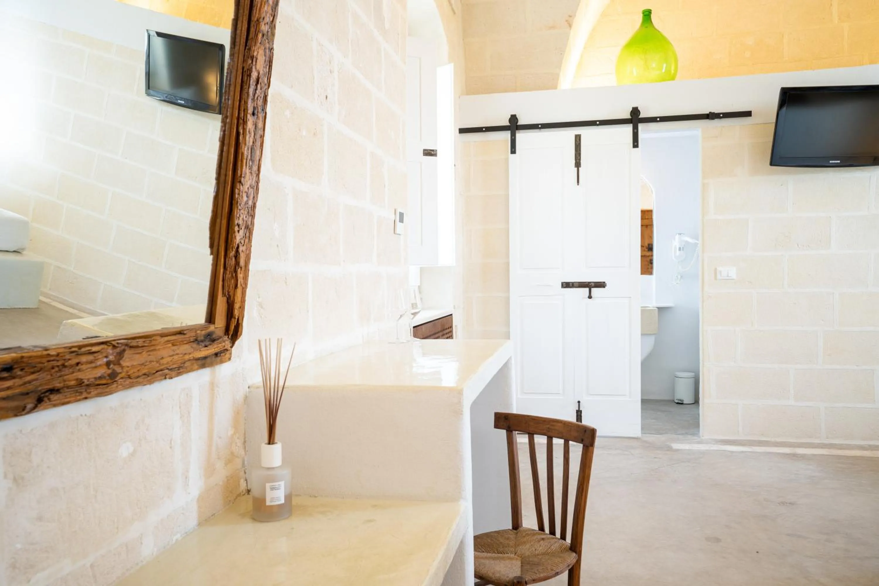 Photo of the whole room in Tenuta del Barco WineRestaurant and Hospitality